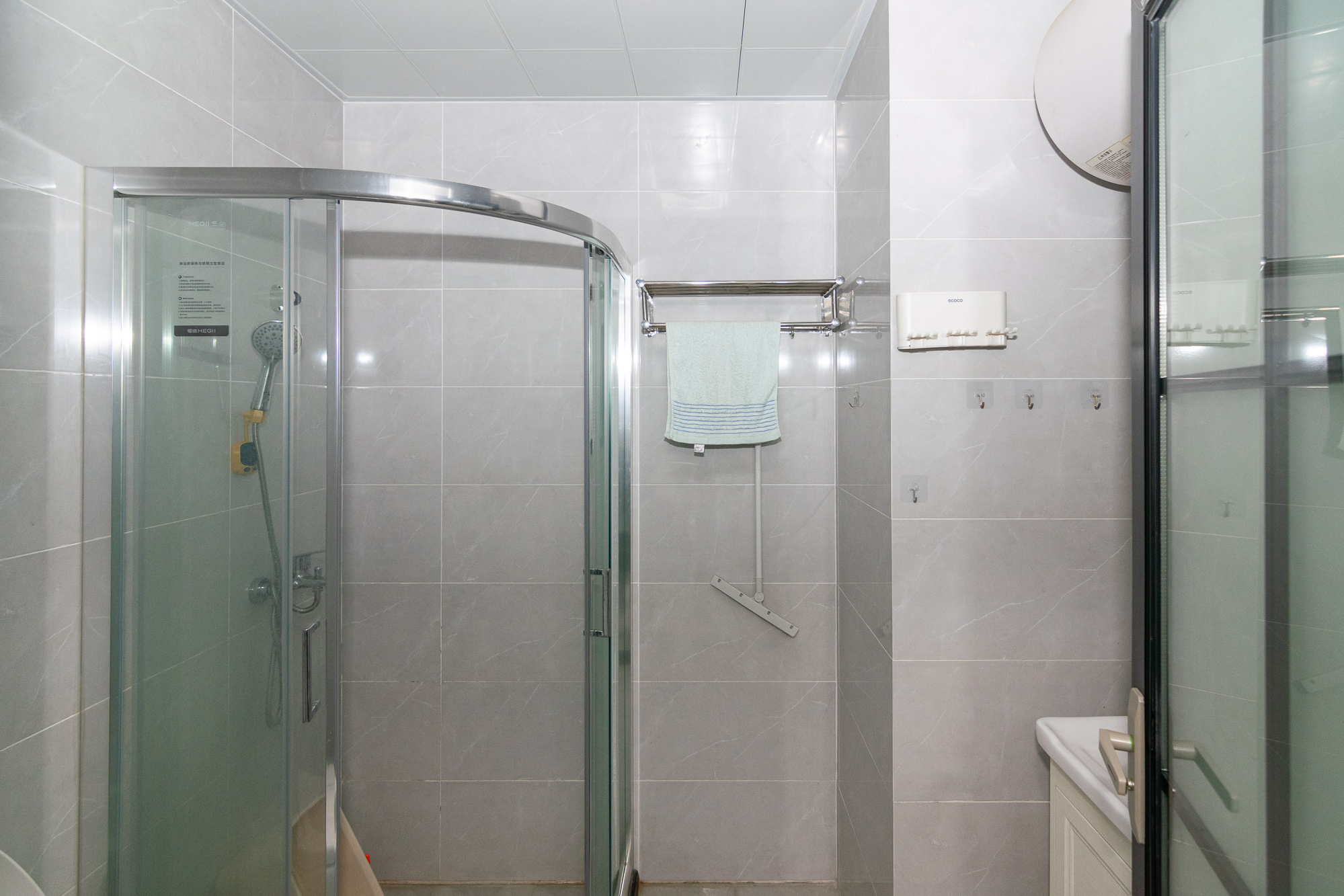 西湖星城公馆  1室1厅1卫    21.0万 西湖星城公馆  1室1厅1卫    21.0万卫生间