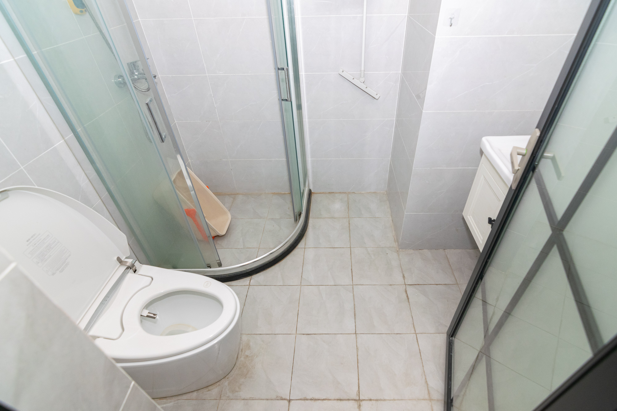 西湖星城公馆  1室1厅1卫    21.0万 西湖星城公馆  1室1厅1卫    21.0万卫生间