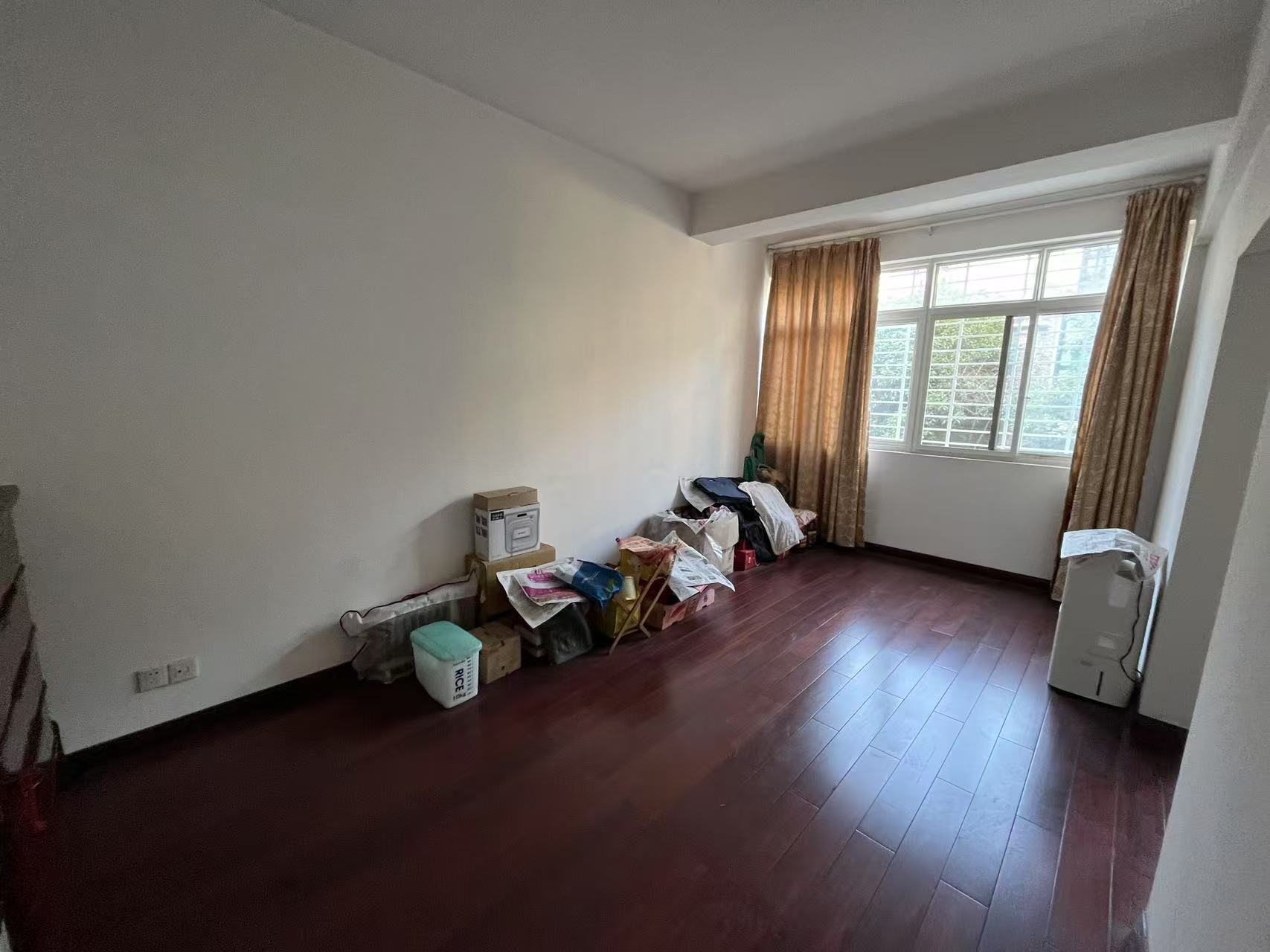 熹悦花都 5室2厅3卫 265.0万 熹悦花都 5室2厅3卫 265.0万室内图