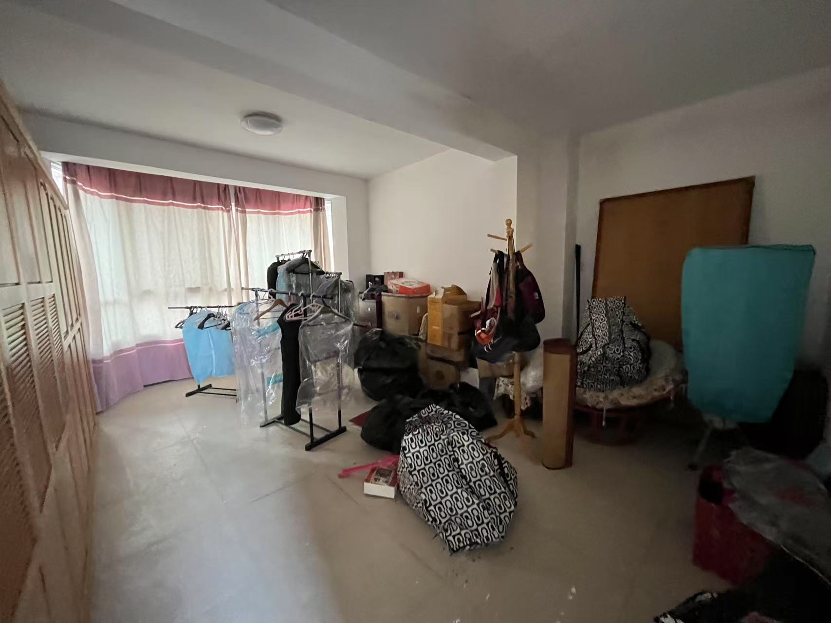 熹悦花都 5室2厅3卫 265.0万 熹悦花都 5室2厅3卫 265.0万室内图