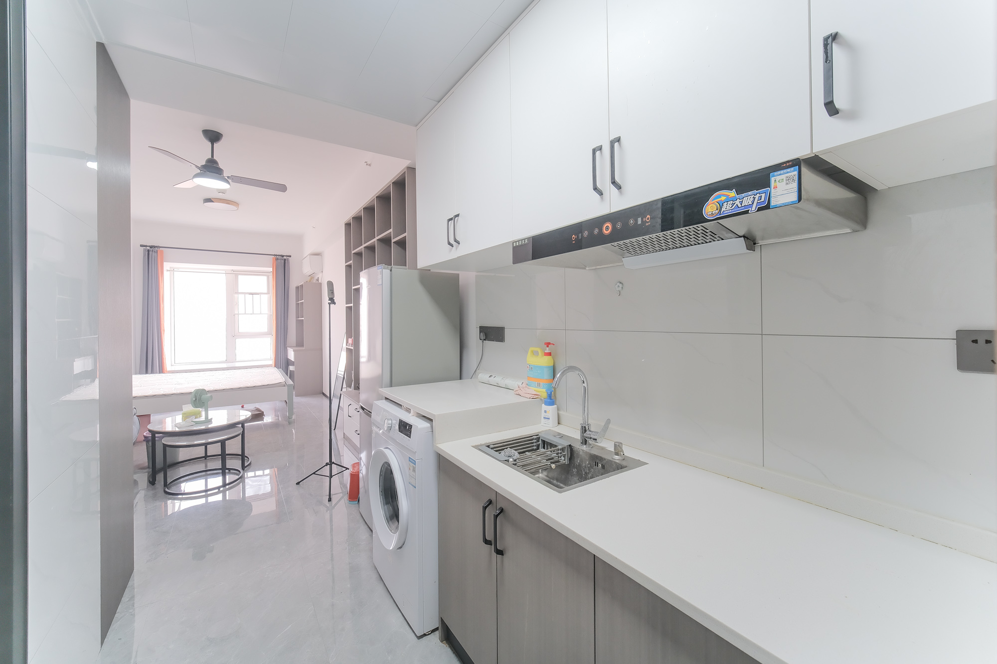 保利香槟国际  1室1厅1卫    22.8万 保利香槟国际  1室1厅1卫    22.8万厨房