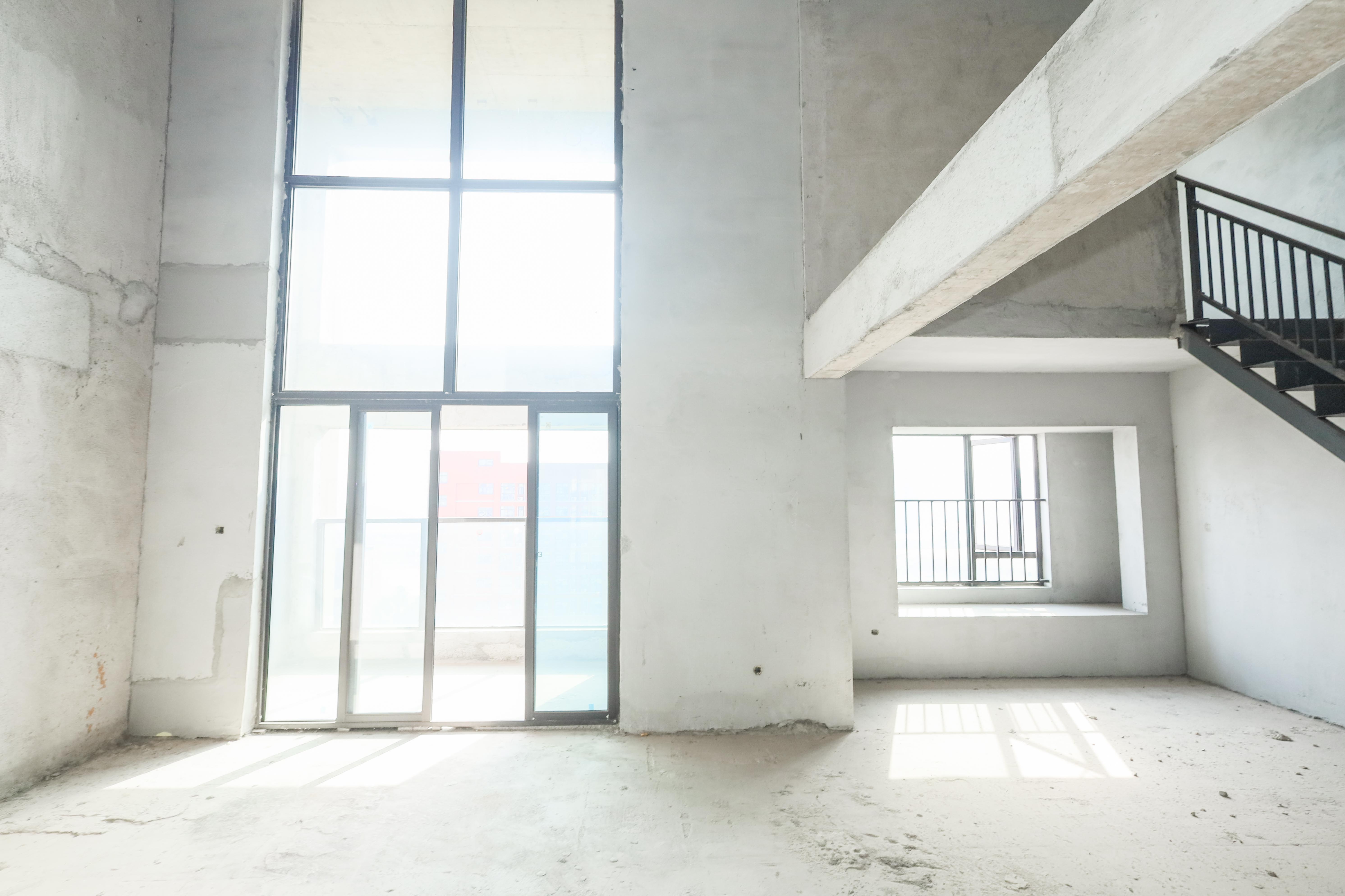 汉唐世家二期  4室2厅2卫    95.0万 汉唐世家二期  4室2厅2卫    95.0万