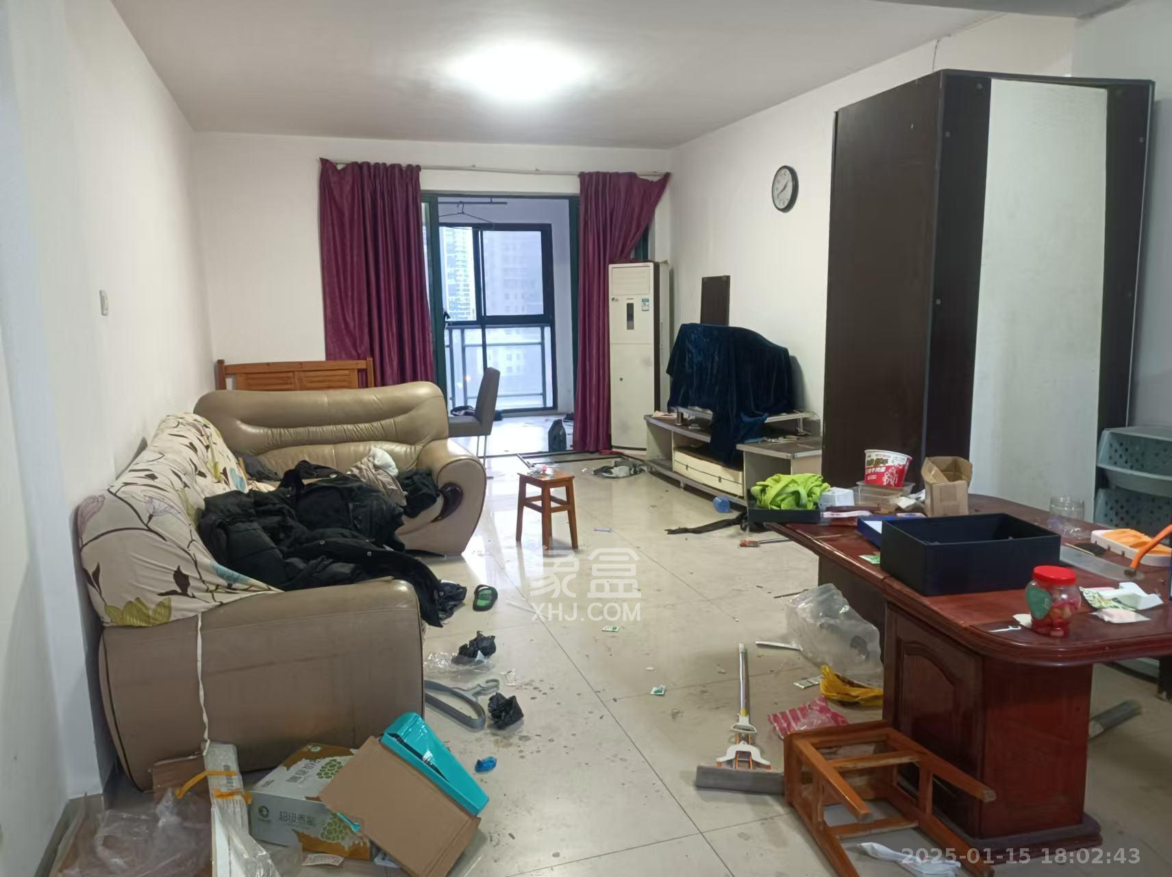 华盛世纪新城 1室2厅1卫 1800.0元/月 华盛世纪新城 1室2厅1卫 1800.0元/月室内图