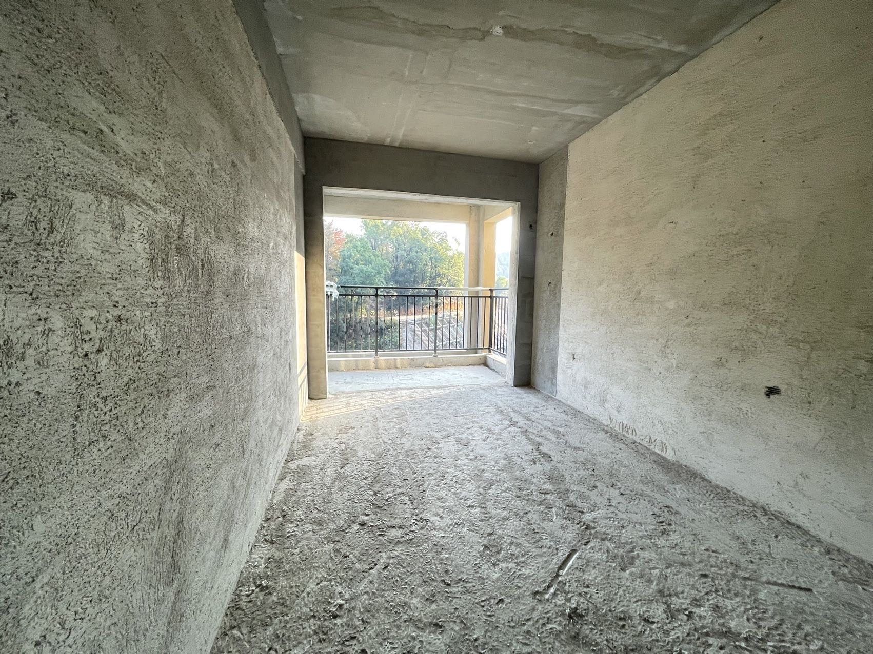 鹏泰天麓 4室2厅2卫 97.8万 鹏泰天麓 4室2厅2卫 97.8万客厅