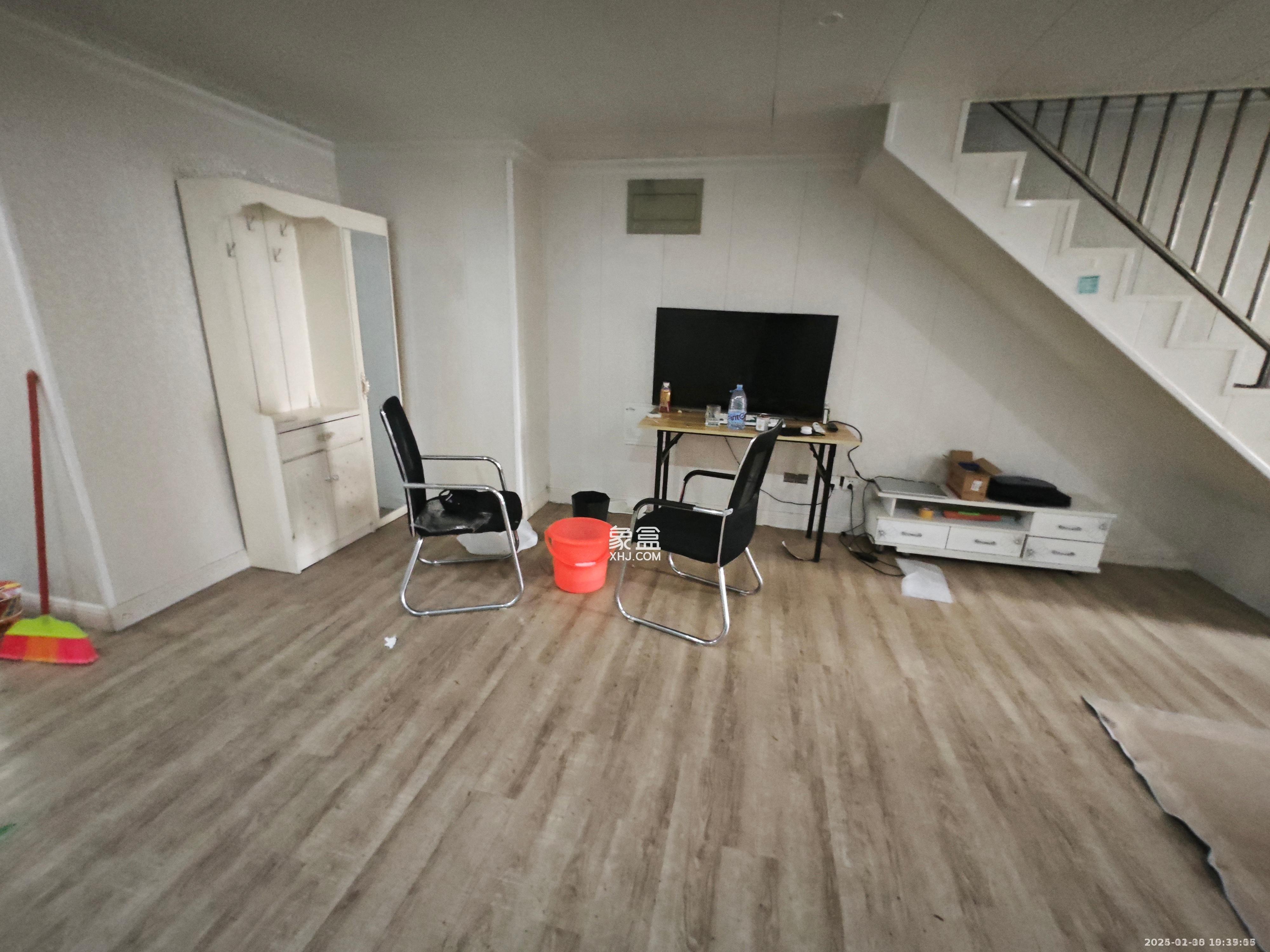 金科时代中心 1室1厅1卫 1900.0元/月 金科时代中心 1室1厅1卫 1900.0元/月室内图