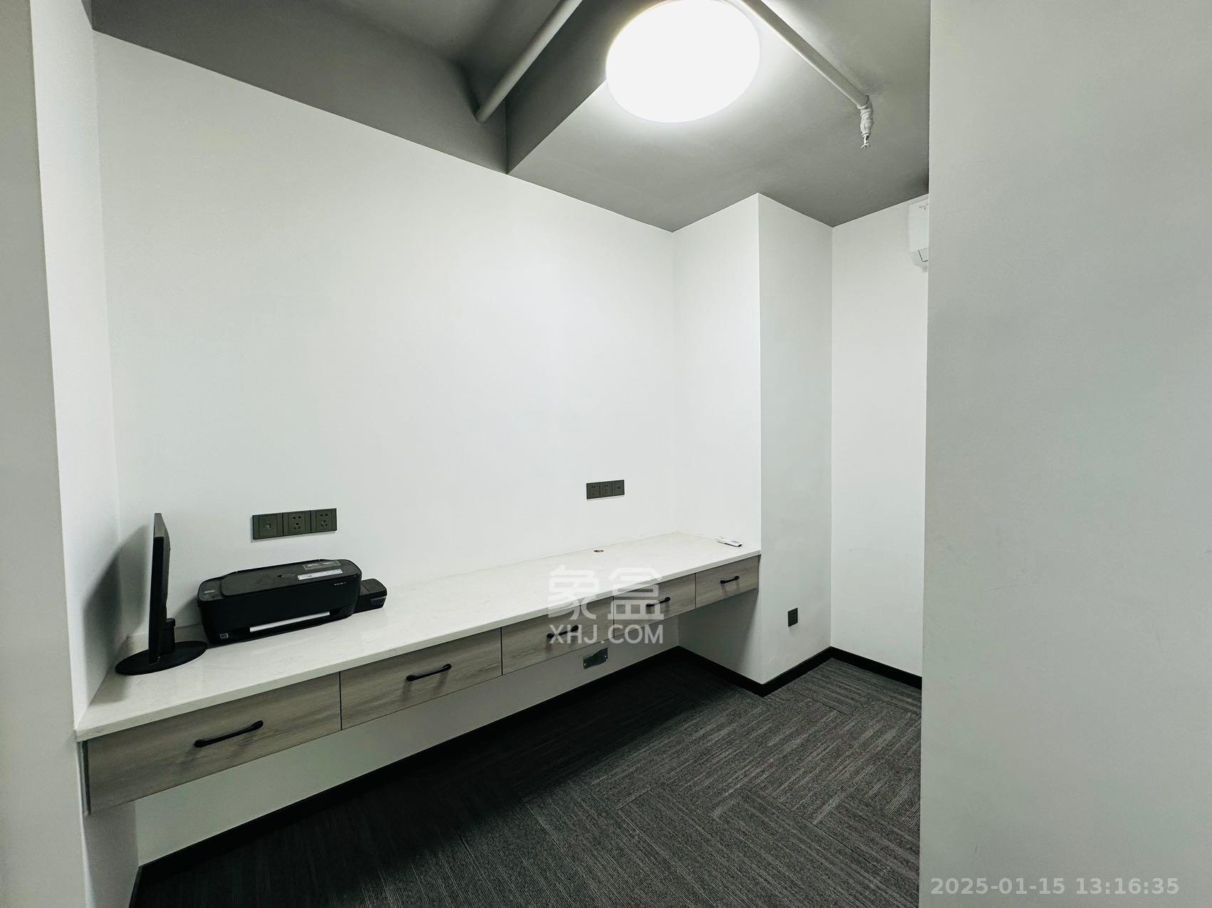 振业城三期 5室2厅2卫 5800.0元/月 振业城三期 5室2厅2卫 5800.0元/月室内图