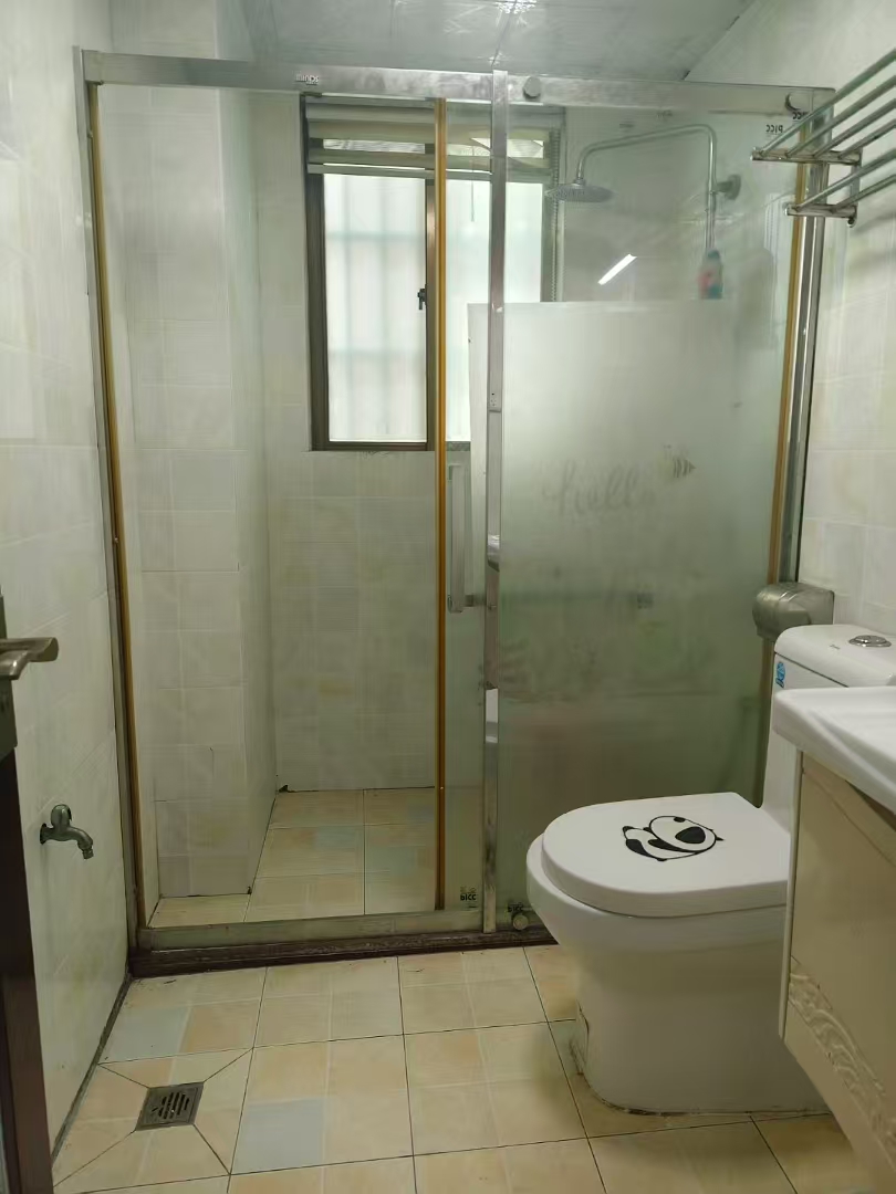 易瓒良庄  2室2厅1卫   108.00万室内图