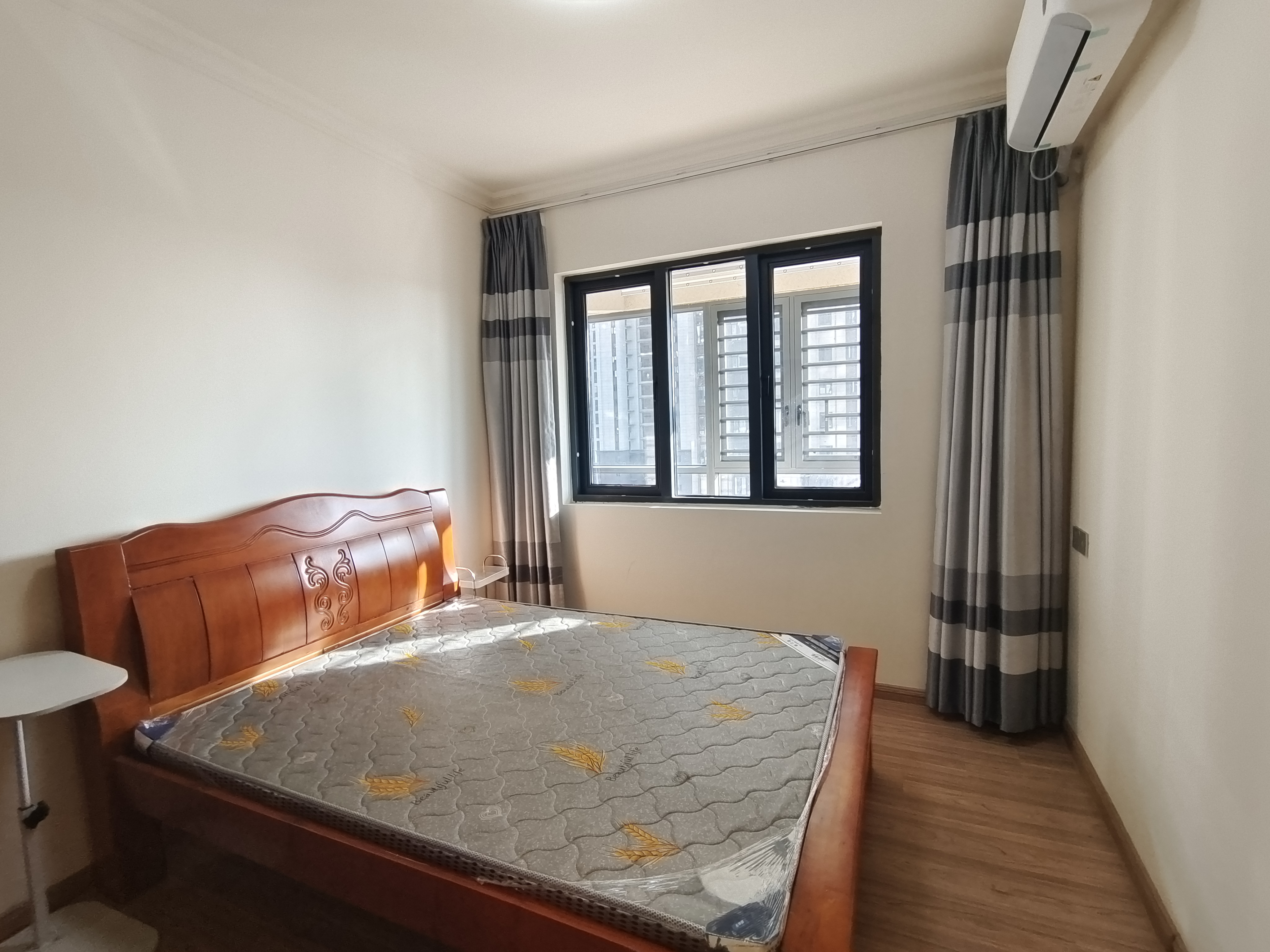 碧桂园梓山府 3室2厅2卫 1900.0元/月 碧桂园梓山府 3室2厅2卫 1900.0元/月室内图