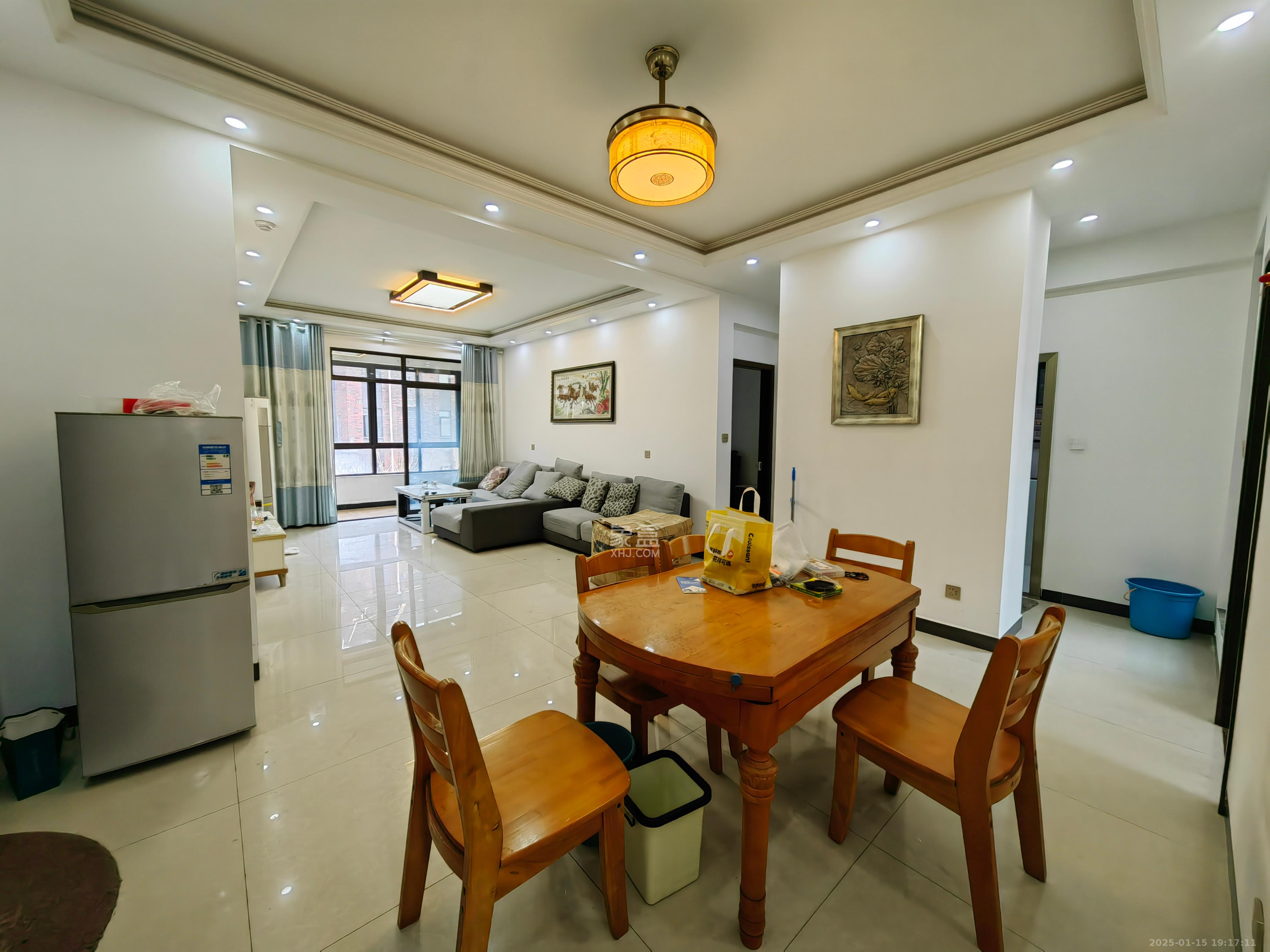 绿地海外滩一期 1室0厅0卫 900.0元/月 绿地海外滩一期 1室0厅0卫 900.0元/月室内图