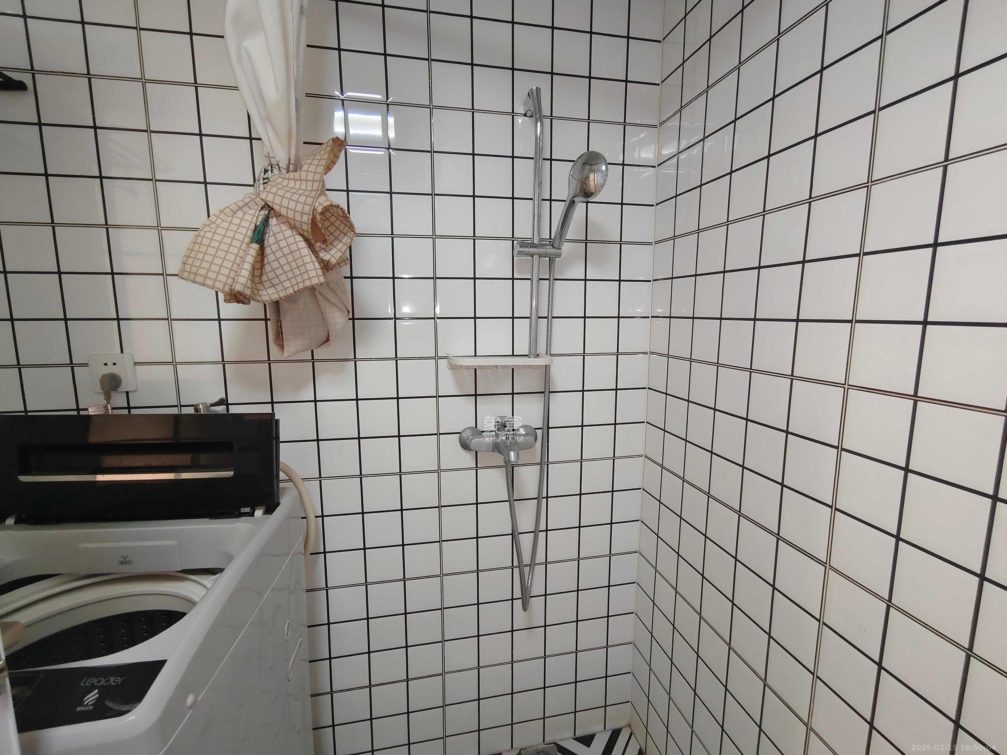 三角花园星城  1室0厅0卫   2200.00元/月室内图