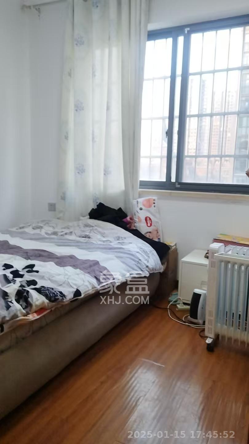 高林仕家 3室2厅2卫 2300.0元/月 高林仕家 3室2厅2卫 2300.0元/月室内图