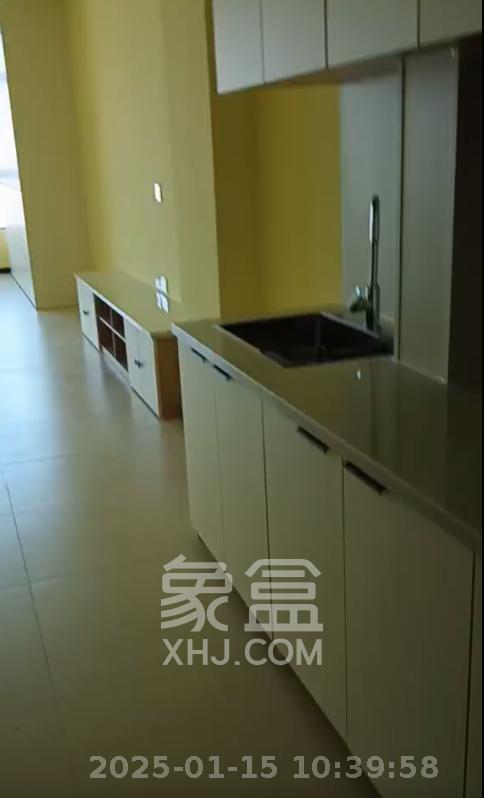 环亚高铁芯城  1室1厅1卫   1800.00元/月室内图