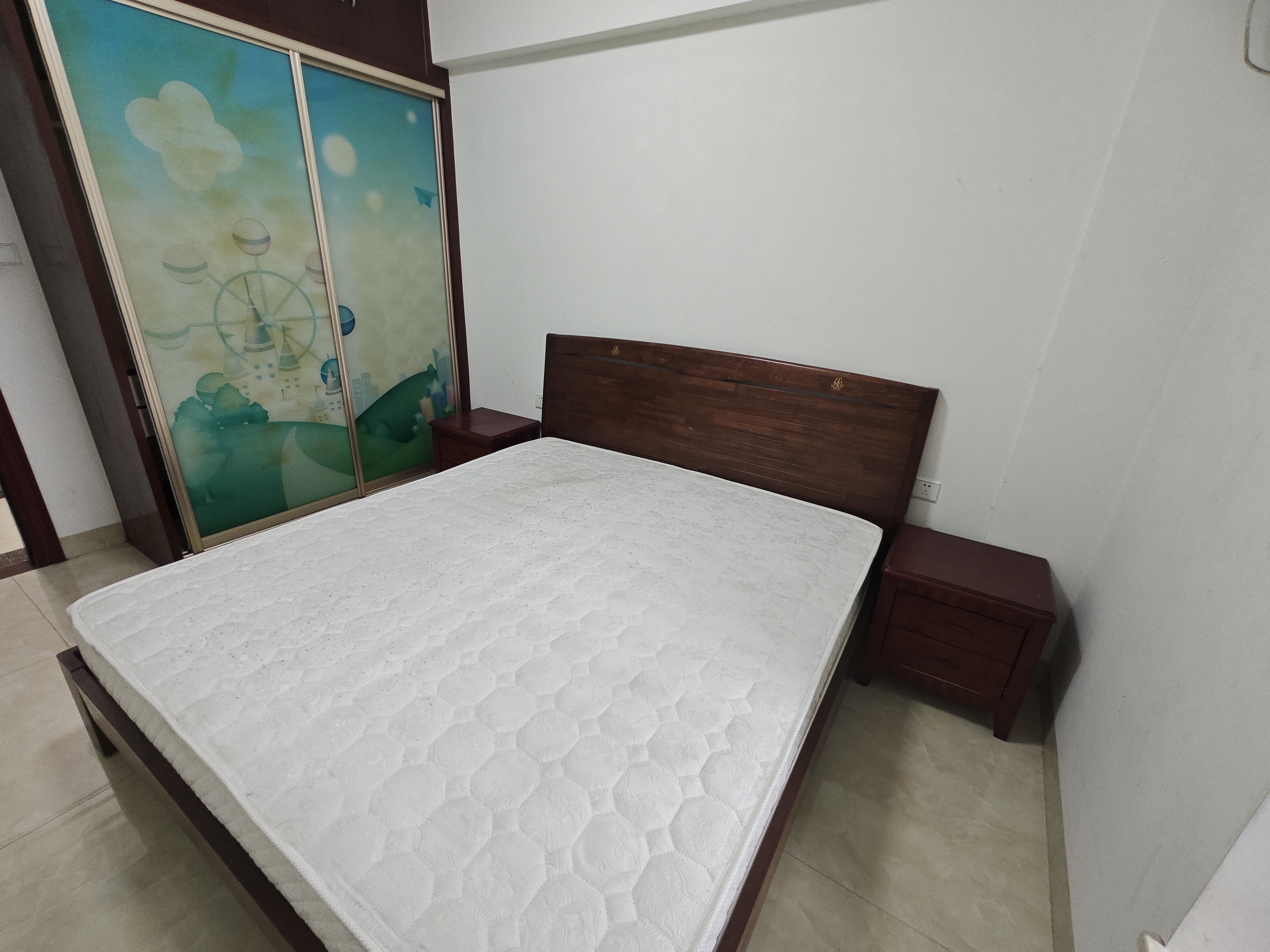 博雅花园 4室2厅2卫 2600.0元/月 博雅花园 4室2厅2卫 2600.0元/月室内图