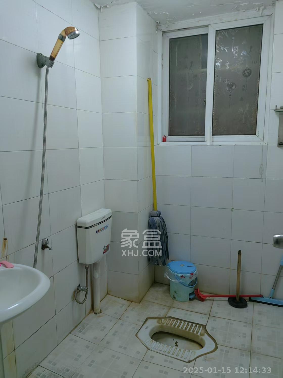 建鸿达现代公寓  3室0厅1卫    2200.0元/月 建鸿达现代公寓  3室0厅1卫    2200.0元/月室内图