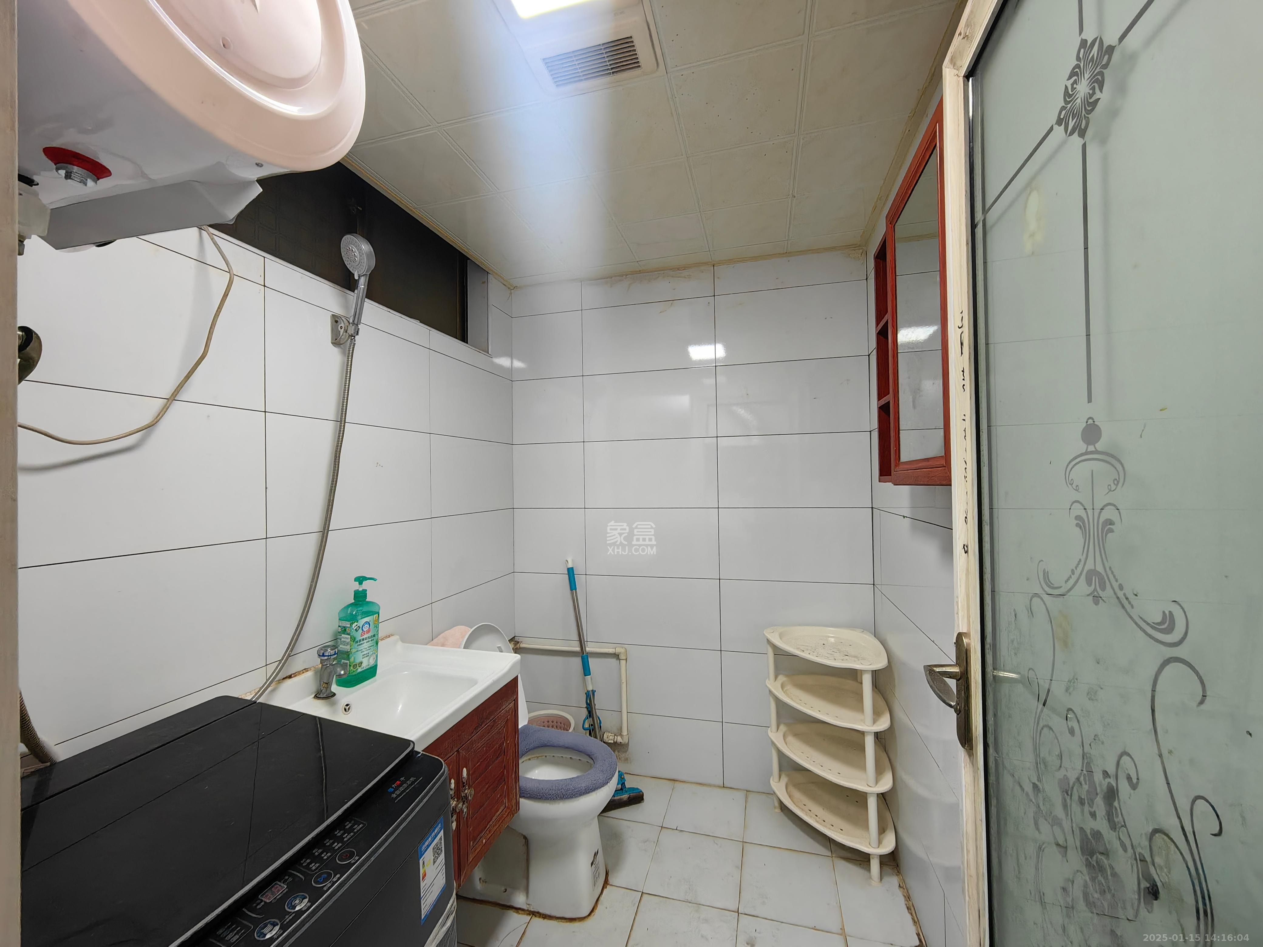 南大桥安居城(百姓市场) 1室1厅1卫 1000.0元/月 南大桥安居城(百姓市场) 1室1厅1卫 1000.0元/月室内图