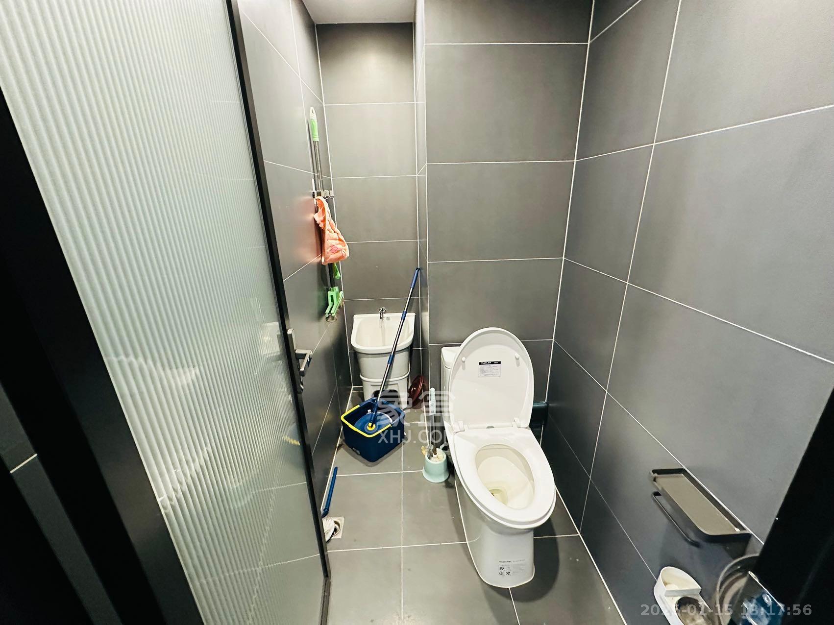 振业城三期  5室2厅2卫    5800.0元/月 振业城三期  5室2厅2卫    5800.0元/月室内图