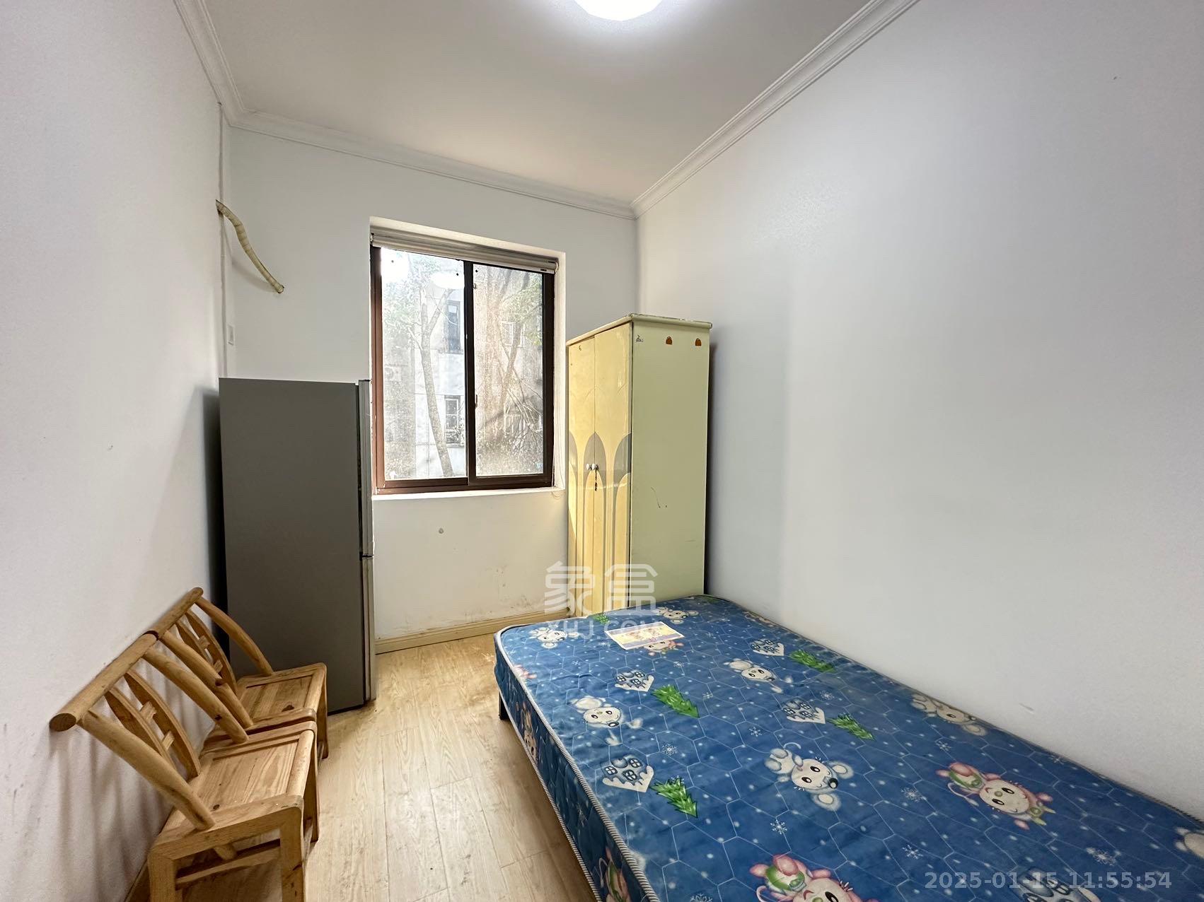 湖南中医药大学东塘住宅区 2室1厅1卫 1700.0元/月 湖南中医药大学东塘住宅区 2室1厅1卫 1700.0元/月室内图