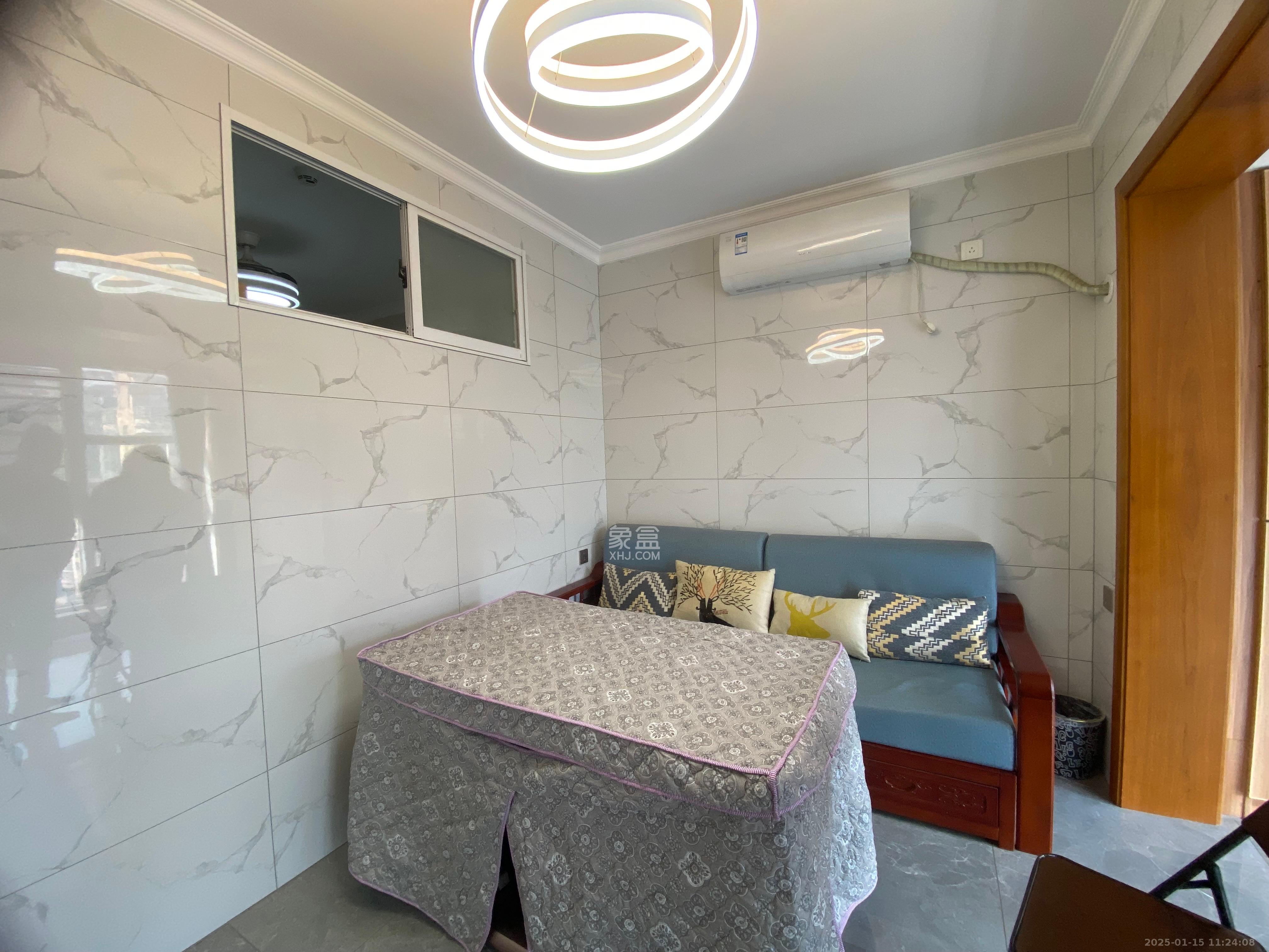 美林美寓 1室1厅1卫 1800.0元/月 美林美寓 1室1厅1卫 1800.0元/月室内图