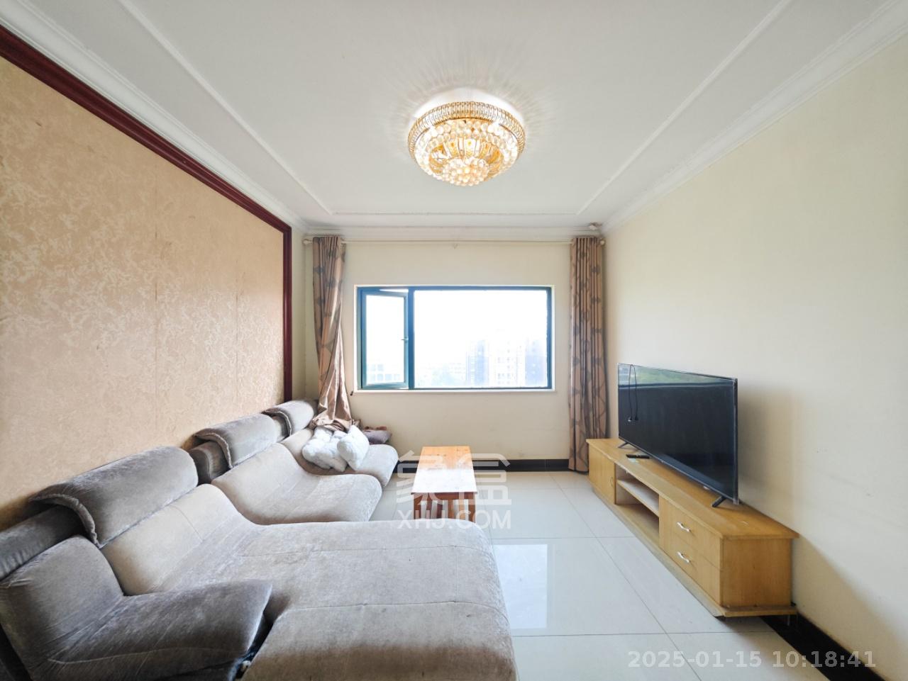 恒大城  3室2厅1卫   1900.00元/月室内图