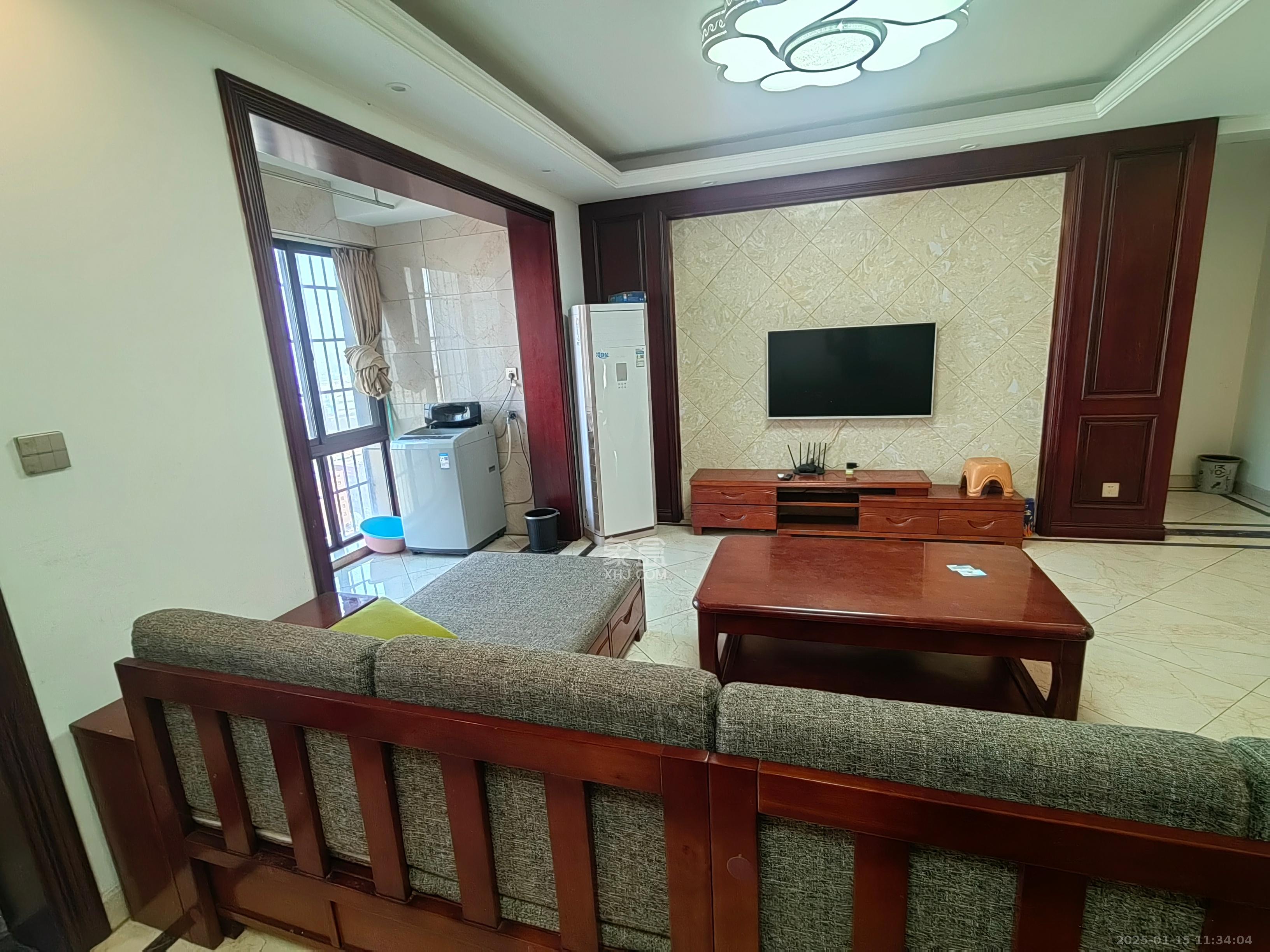 东方美地 3室2厅2卫 2800.0元/月 东方美地 3室2厅2卫 2800.0元/月室内图