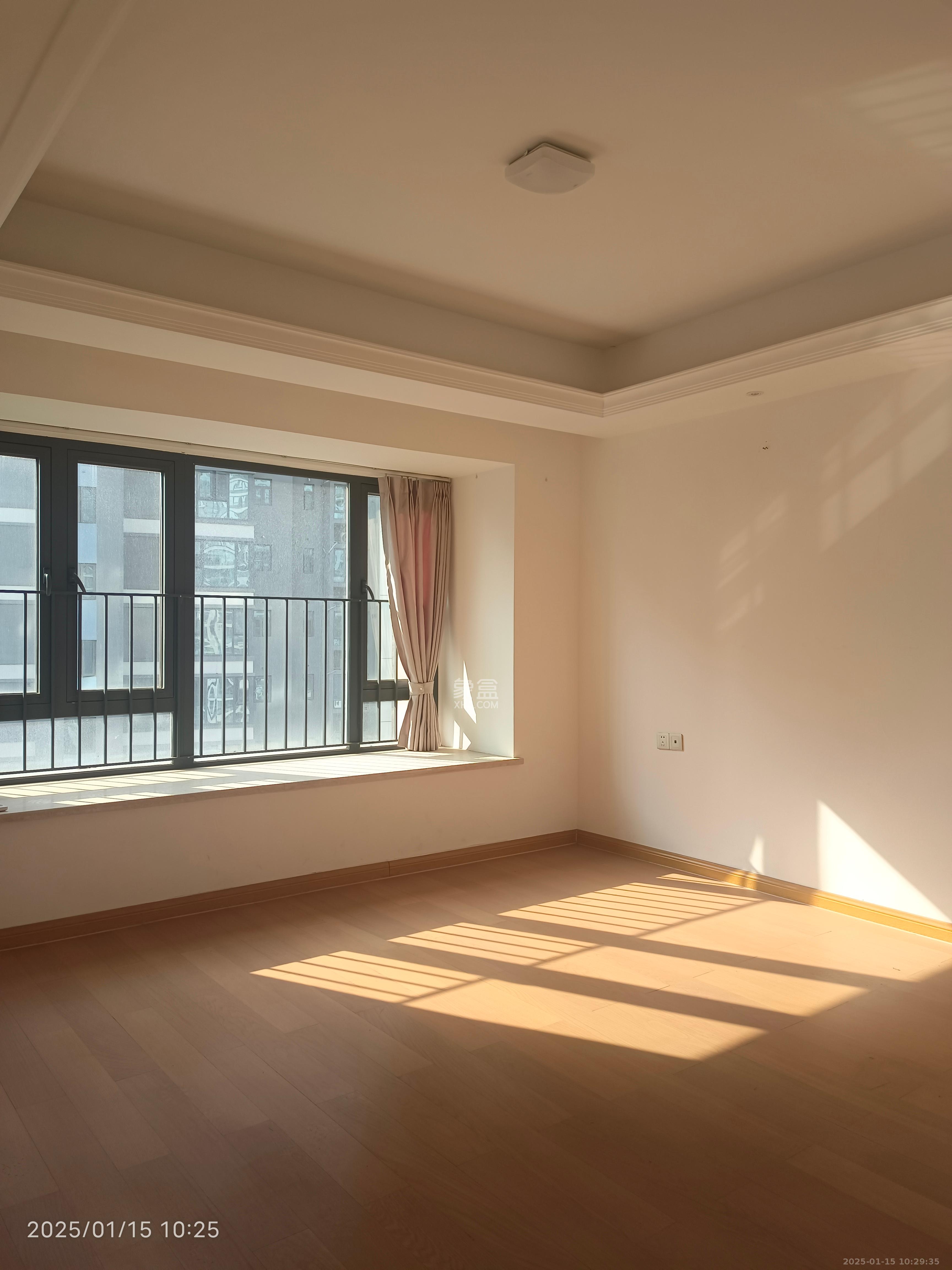 富力十号  4室2厅3卫    5200.0元/月室内图