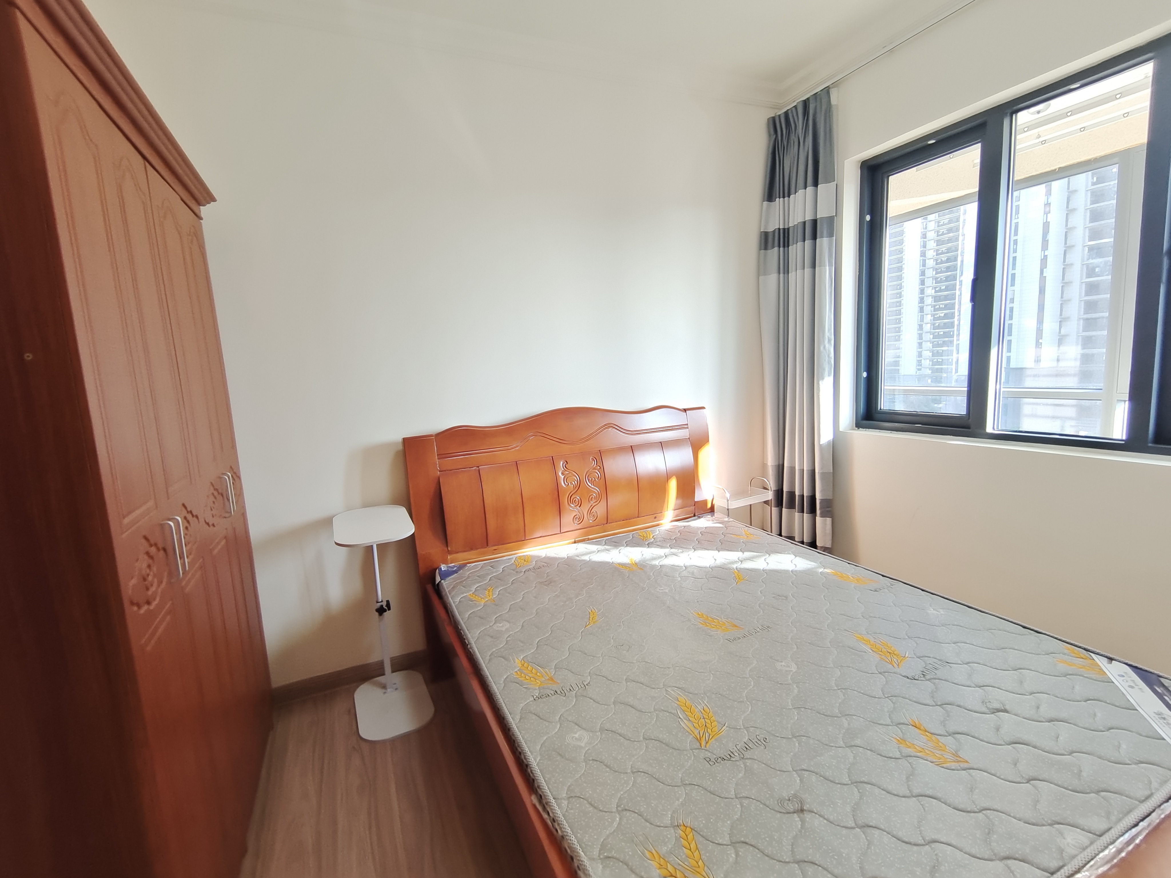 碧桂园梓山府 3室2厅2卫 1900.0元/月 碧桂园梓山府 3室2厅2卫 1900.0元/月室内图