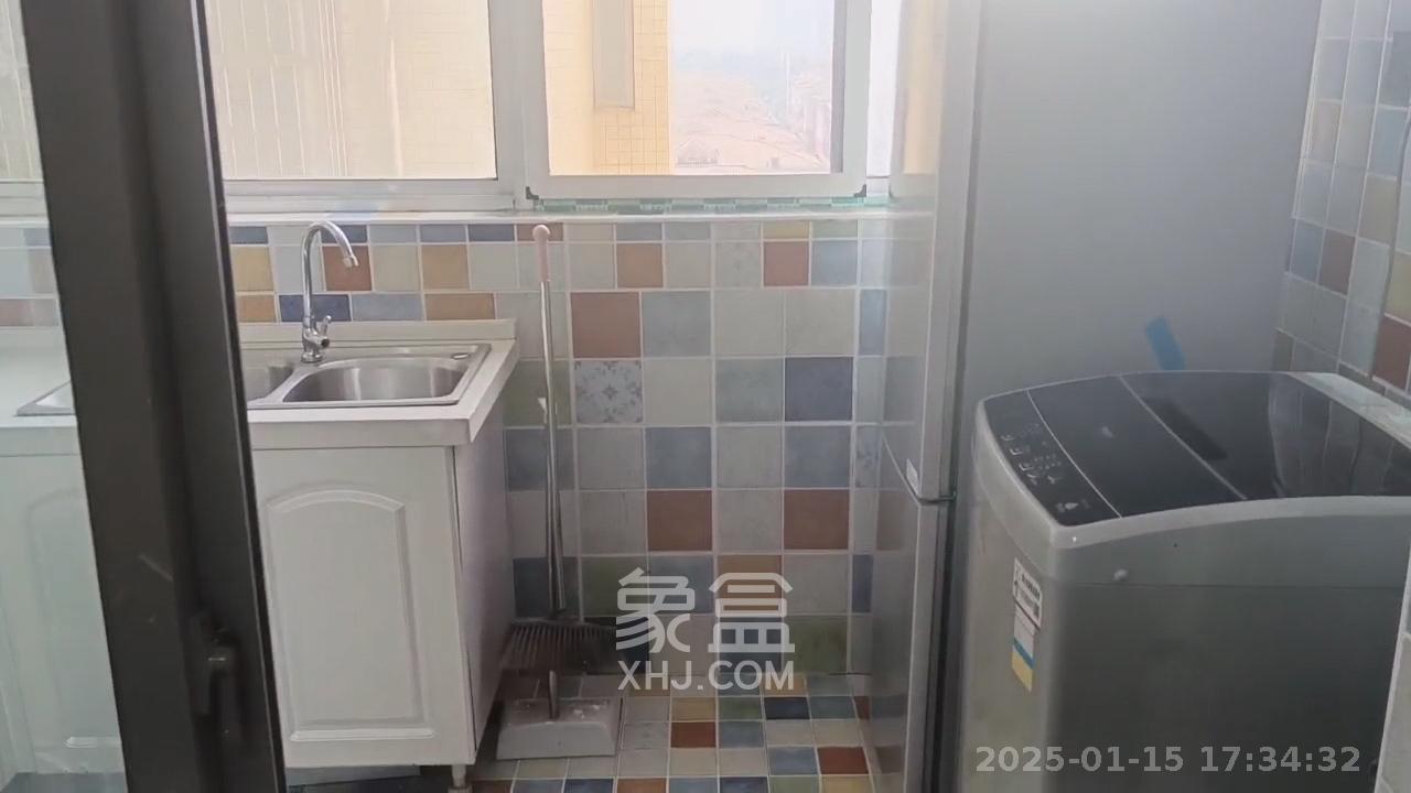 西源鑫大厦  1室1厅1卫   1500.00元/月室内图