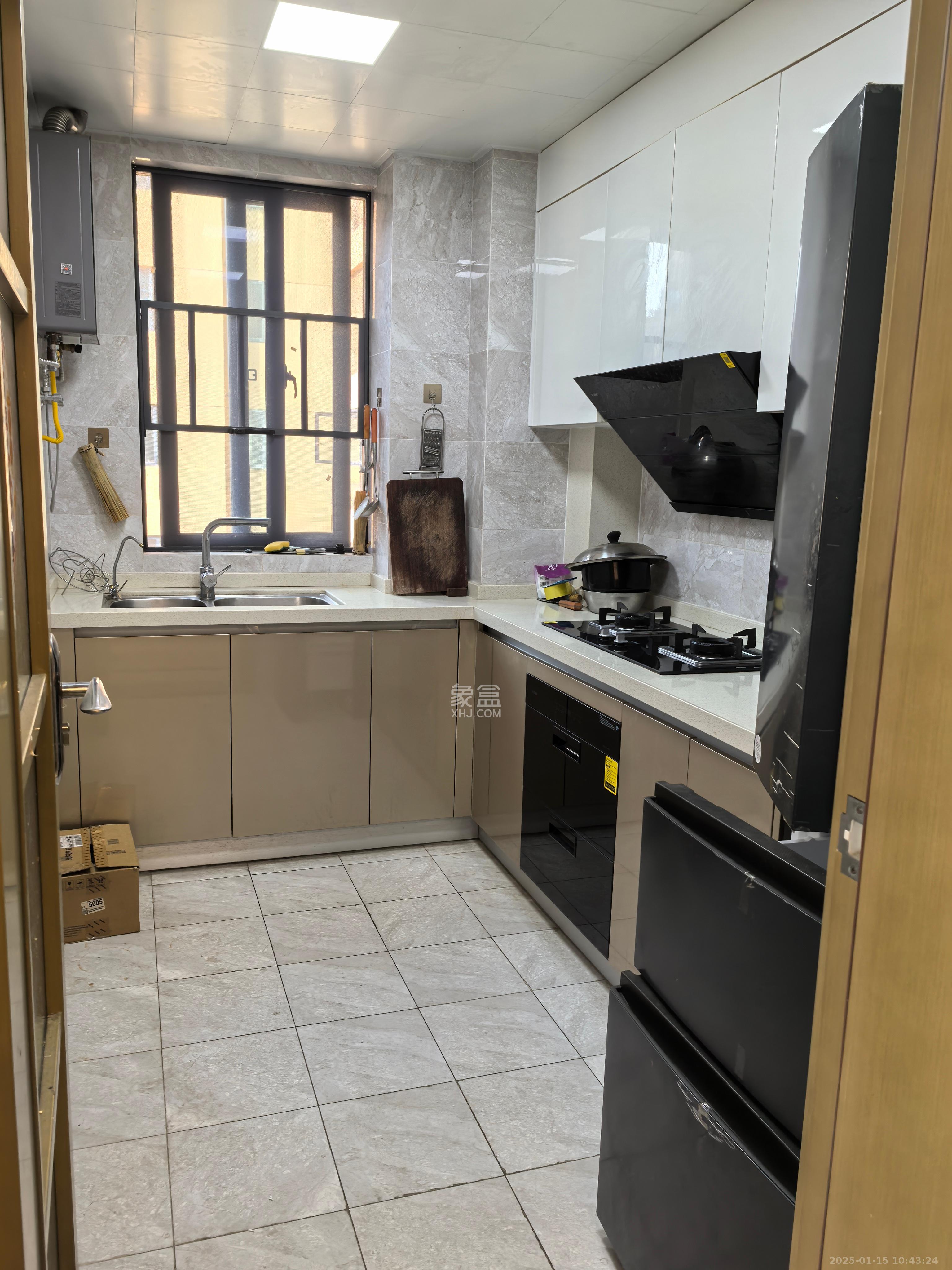 中建璟和城  3室2厅2卫    2500.0元/月 中建璟和城  3室2厅2卫    2500.0元/月室内图