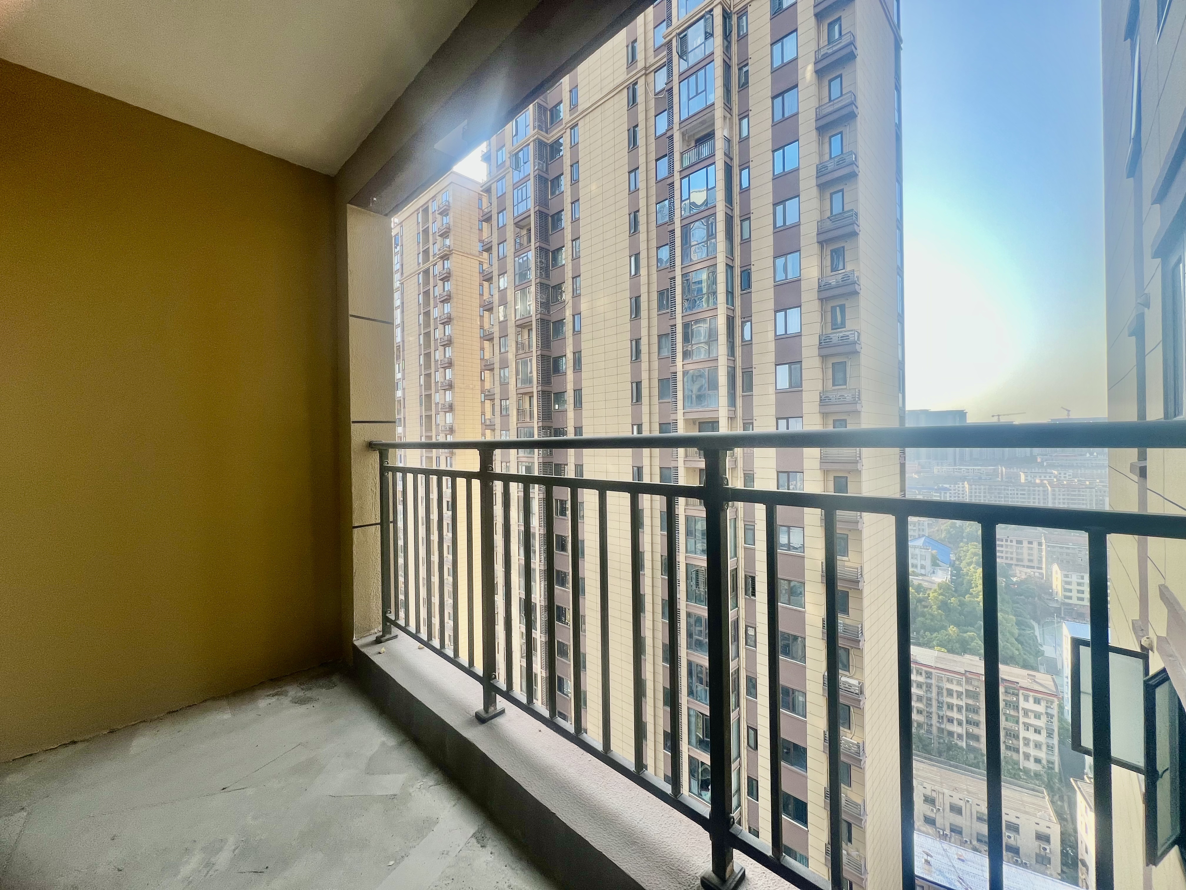 保利香槟国际 3室2厅1卫 66.6万 保利香槟国际 3室2厅1卫 66.6万室内图