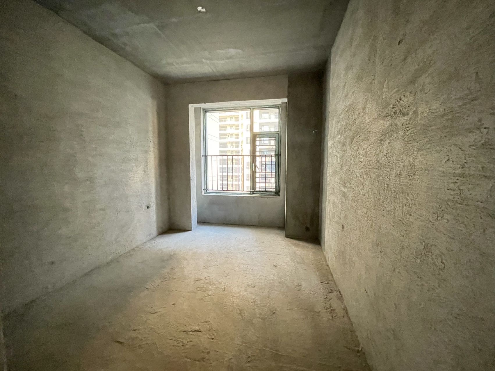 鹏泰天麓 4室2厅2卫 97.8万 鹏泰天麓 4室2厅2卫 97.8万客厅