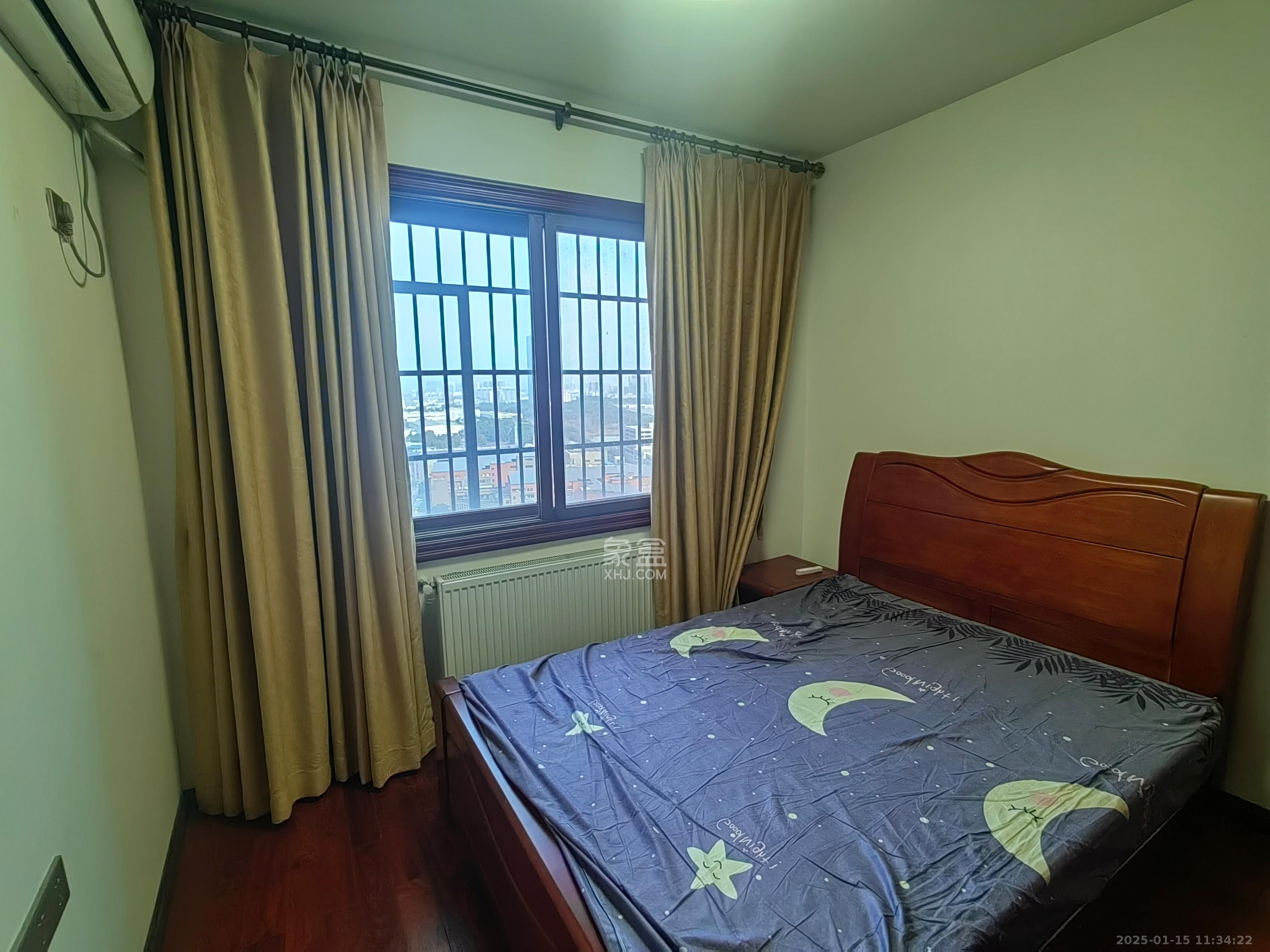 东方美地 3室2厅2卫 2800.0元/月 东方美地 3室2厅2卫 2800.0元/月室内图