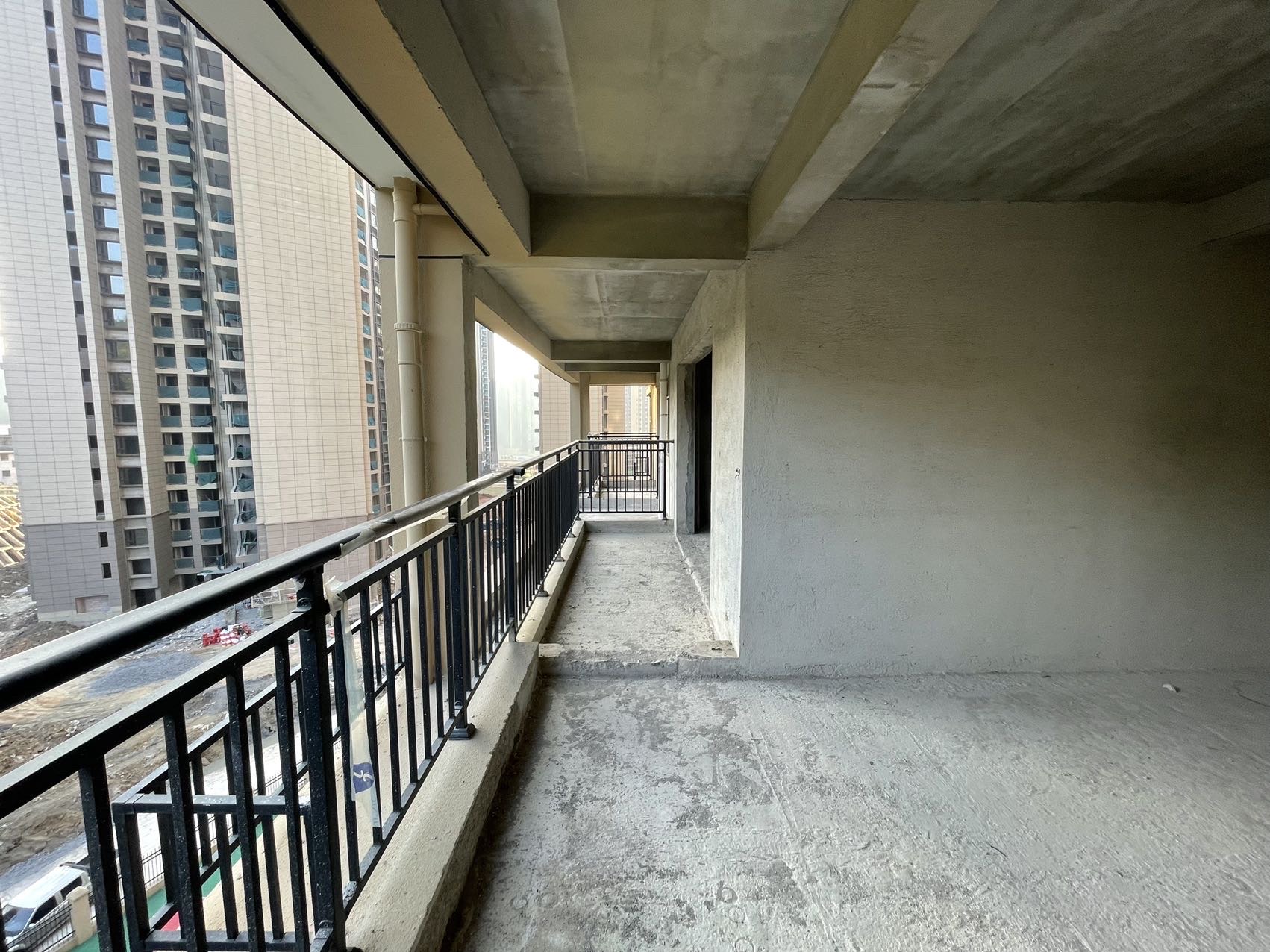 鹏泰天麓 4室2厅2卫 97.8万 鹏泰天麓 4室2厅2卫 97.8万客厅