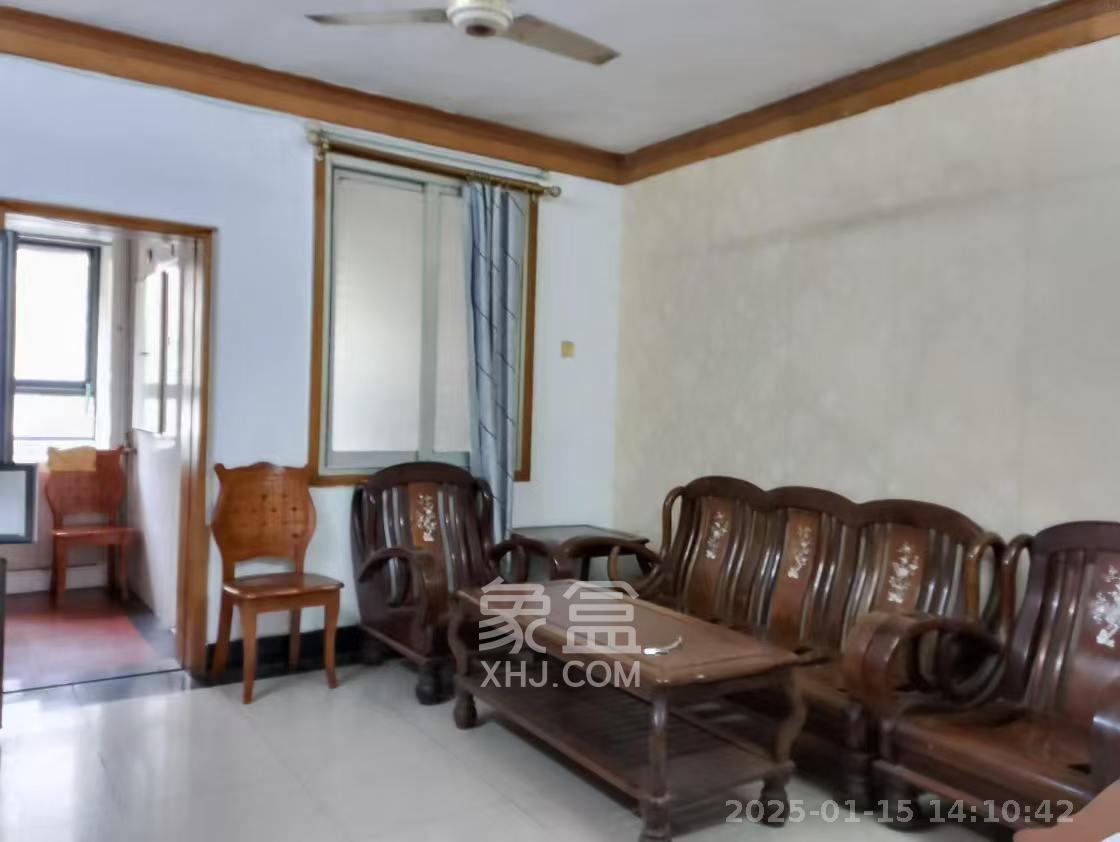 中南大学湘雅附一北院 1室2厅1卫 1800.0元/月 中南大学湘雅附一北院 1室2厅1卫 1800.0元/月室内图