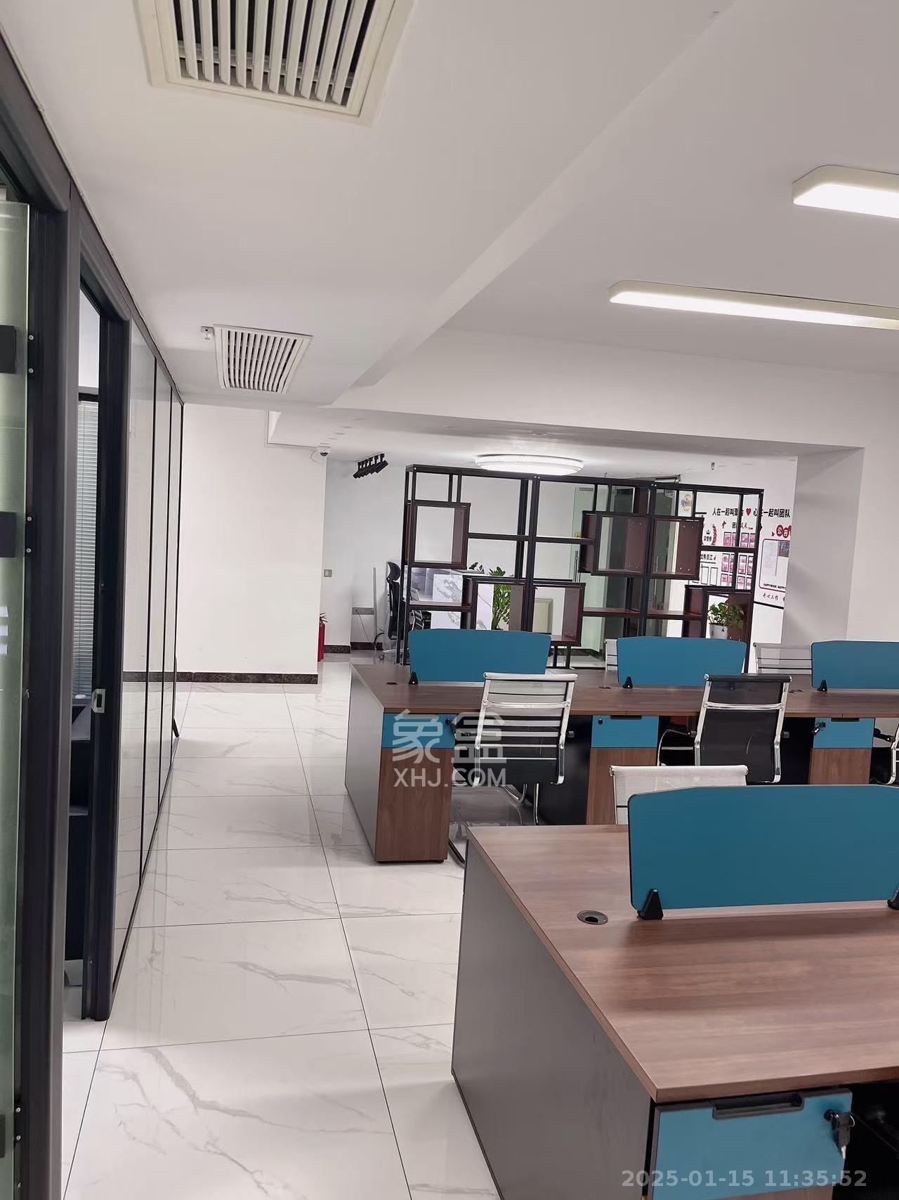 嘉盛国际广场 1室1厅1卫 9000.0元/月 嘉盛国际广场 1室1厅1卫 9000.0元/月室内图