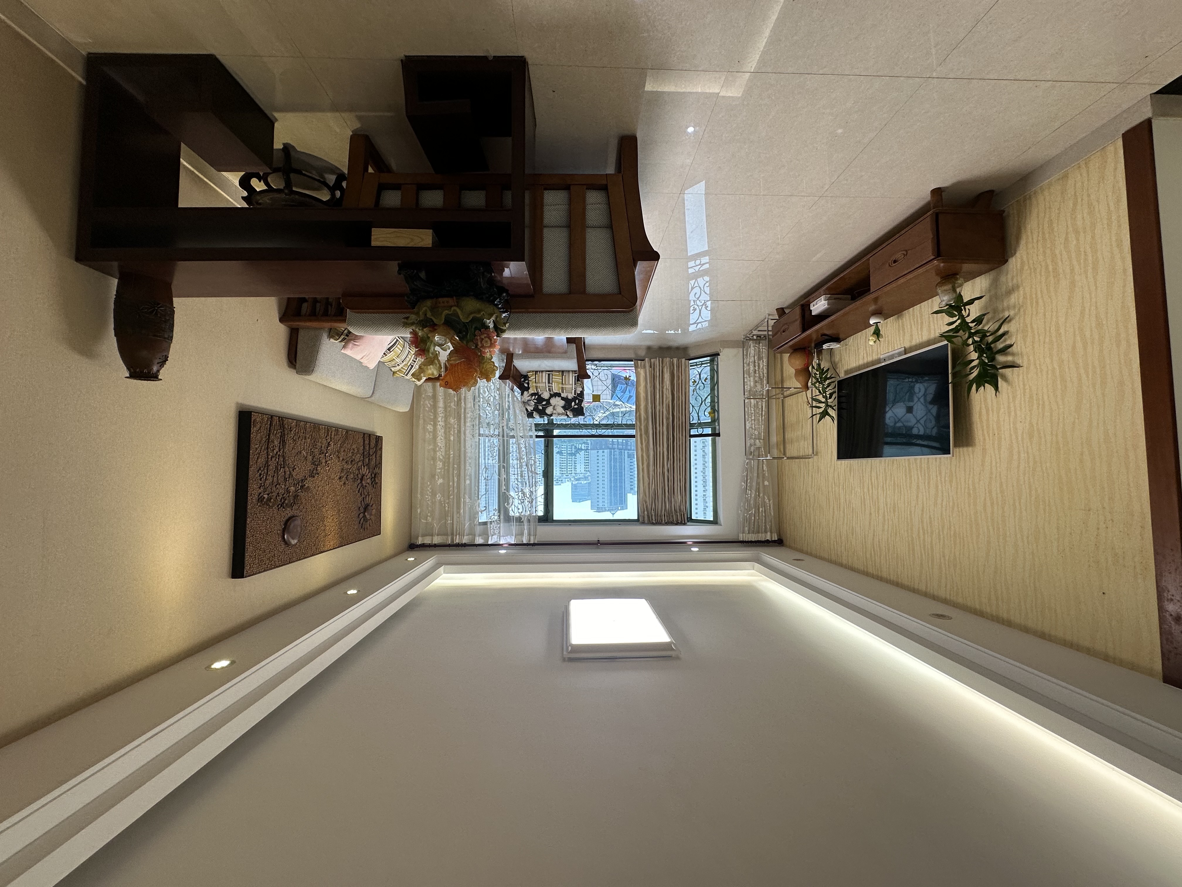 置地花园 3室2厅2卫 190.0万 置地花园 3室2厅2卫 190.0万客厅