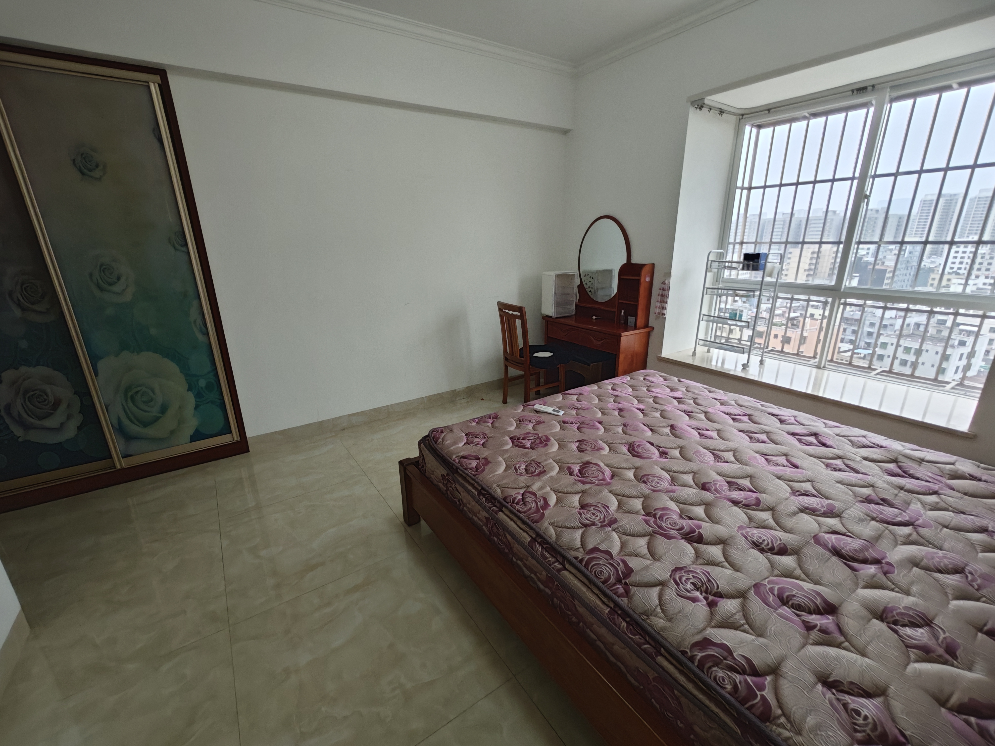 博雅花园 4室2厅2卫 2600.0元/月 博雅花园 4室2厅2卫 2600.0元/月室内图