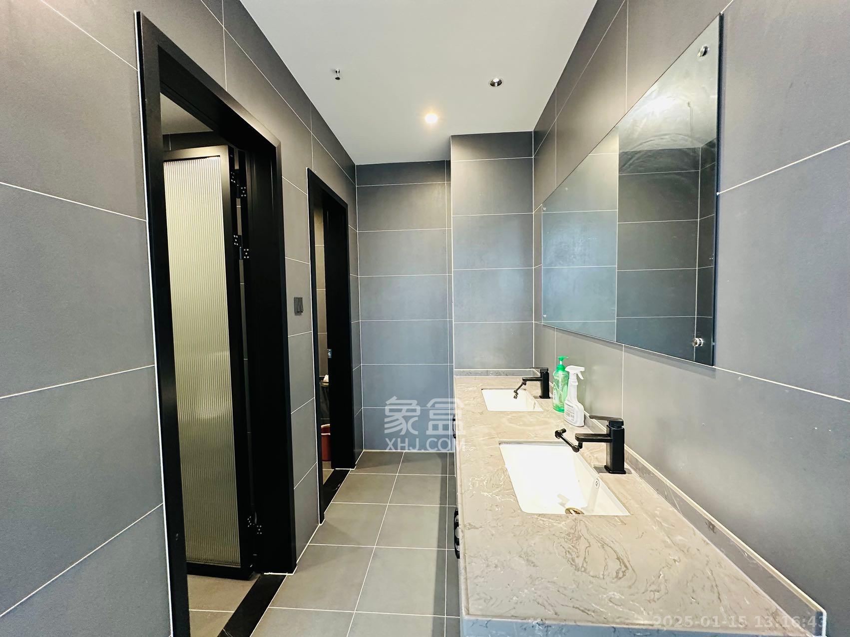 振业城三期 5室2厅2卫 5800.0元/月 振业城三期 5室2厅2卫 5800.0元/月室内图