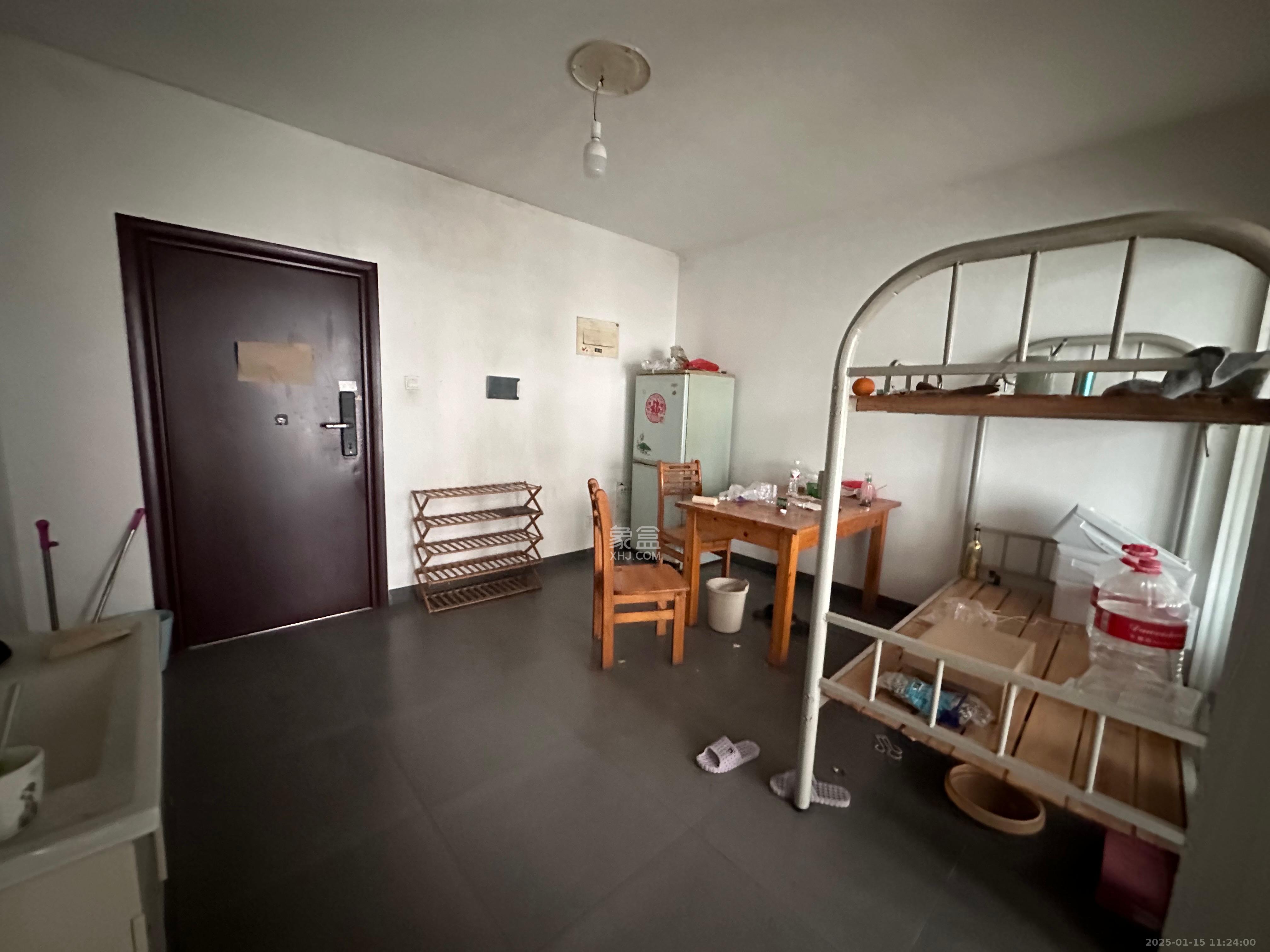 长城雅苑 1室1厅1卫 2000.0元/月 长城雅苑 1室1厅1卫 2000.0元/月室内图