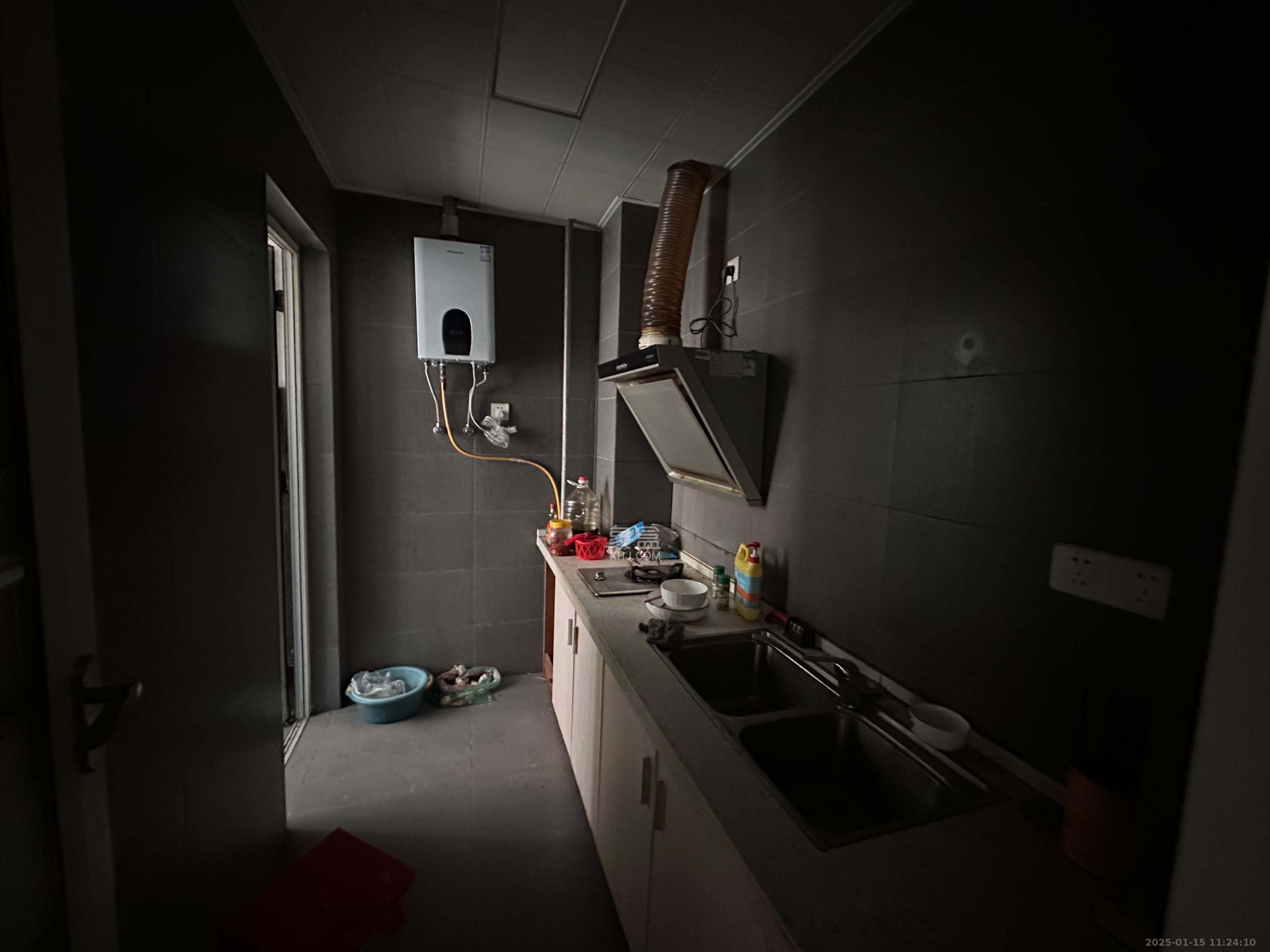 长城雅苑 1室1厅1卫 2000.0元/月 长城雅苑 1室1厅1卫 2000.0元/月室内图