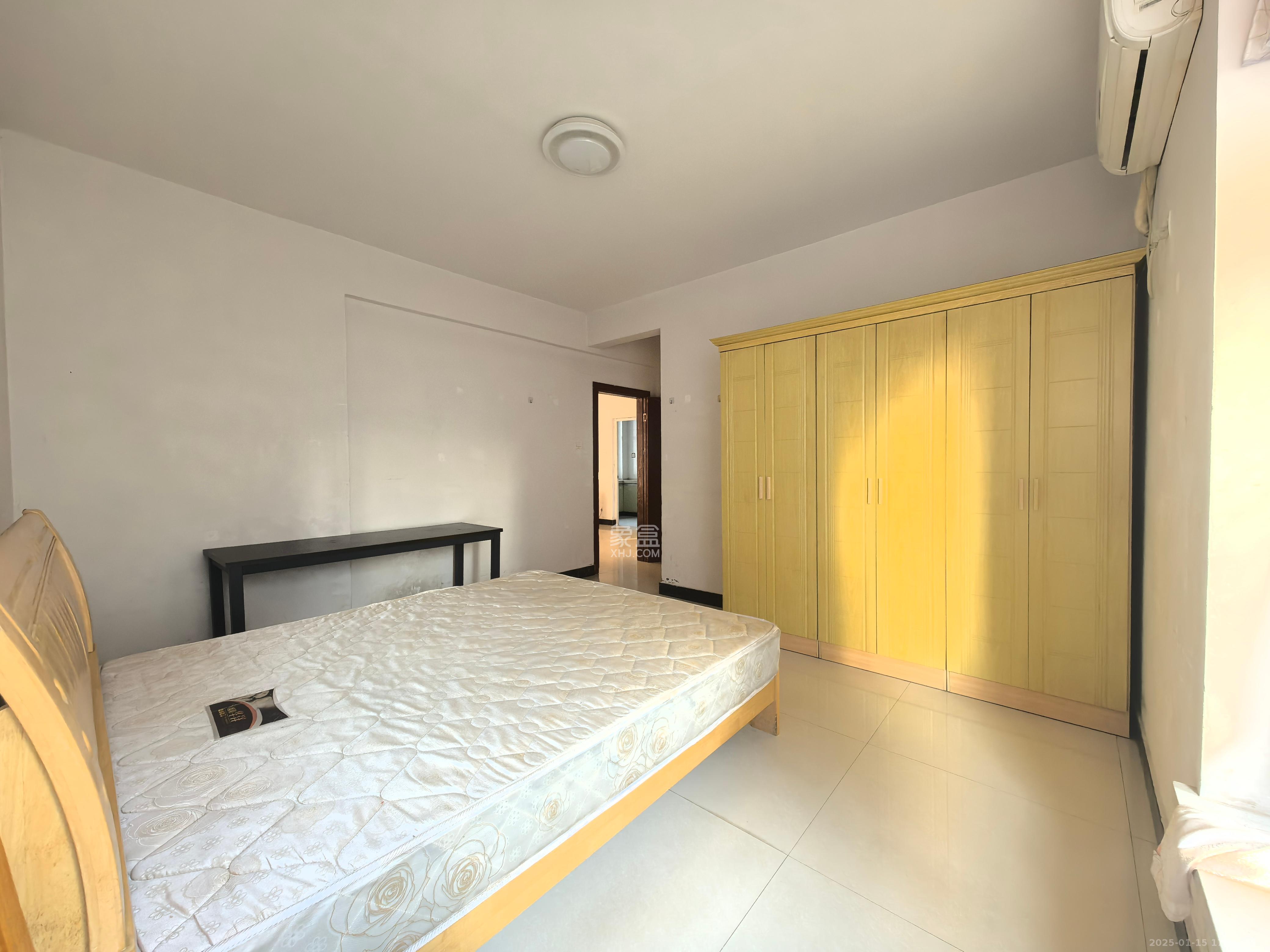 星城映象 3室2厅1卫 2600.0元/月 星城映象 3室2厅1卫 2600.0元/月室内图