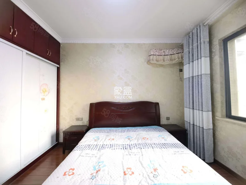 南苑上和一期  3室2厅1卫    2200.0元/月 南苑上和一期  3室2厅1卫    2200.0元/月室内图