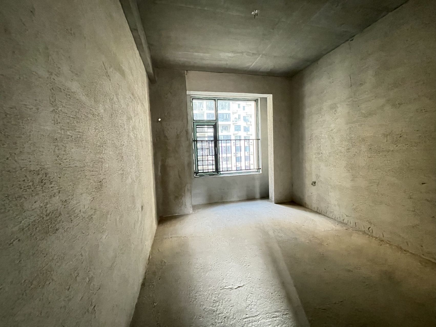 鹏泰天麓 4室2厅2卫 97.8万 鹏泰天麓 4室2厅2卫 97.8万客厅