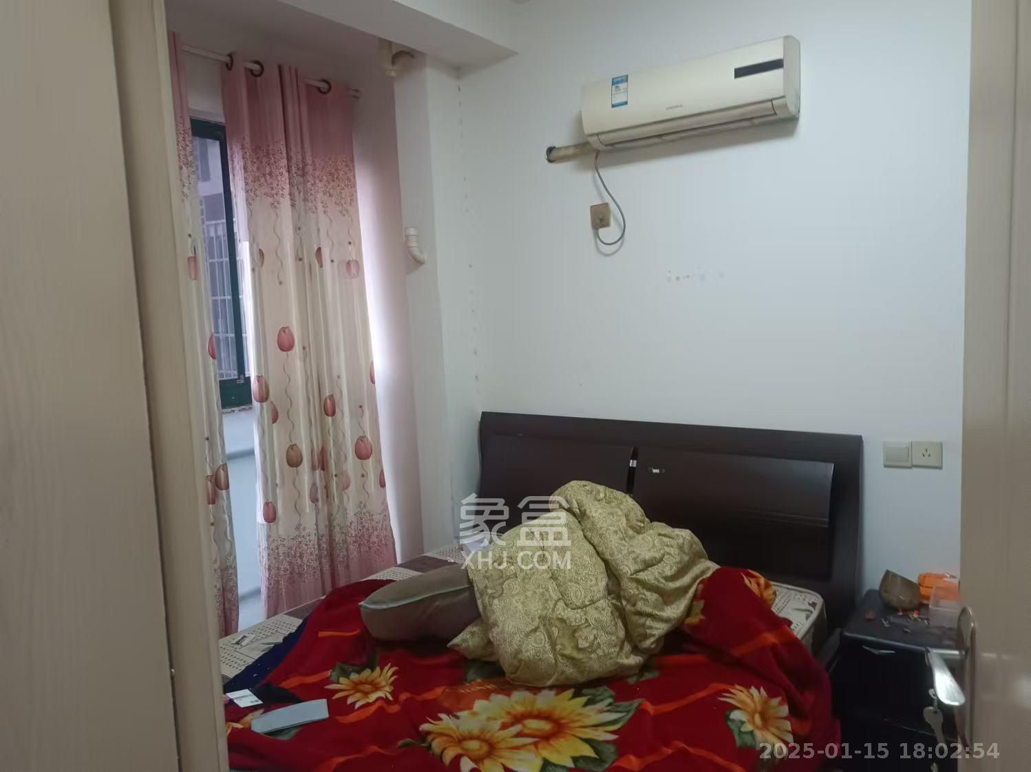 华盛世纪新城 1室2厅1卫 1800.0元/月 华盛世纪新城 1室2厅1卫 1800.0元/月室内图