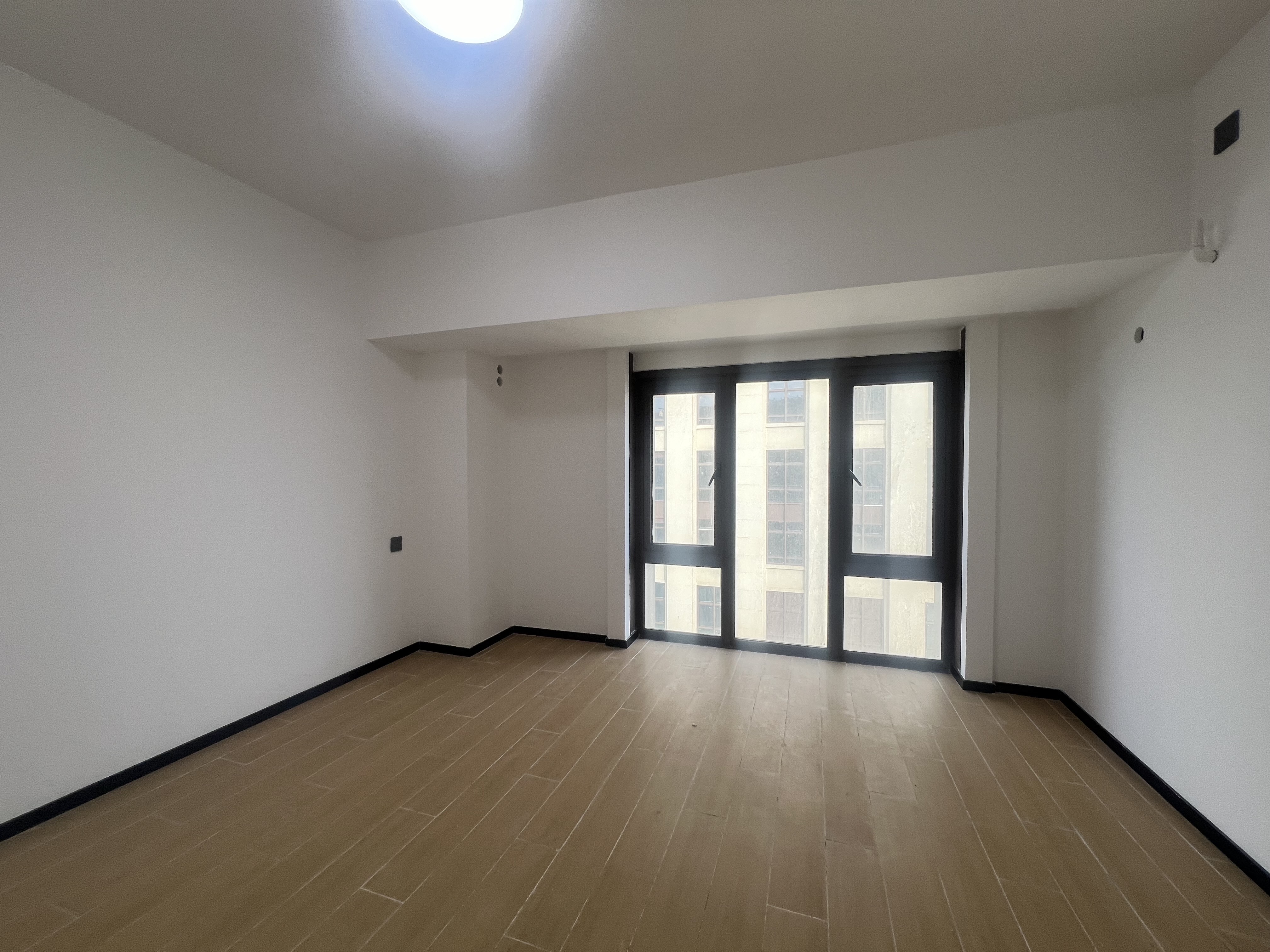 海航豪庭南苑  2室2厅2卫    6000.0元/月 海航豪庭南苑  2室2厅2卫    6000.0元/月室内图