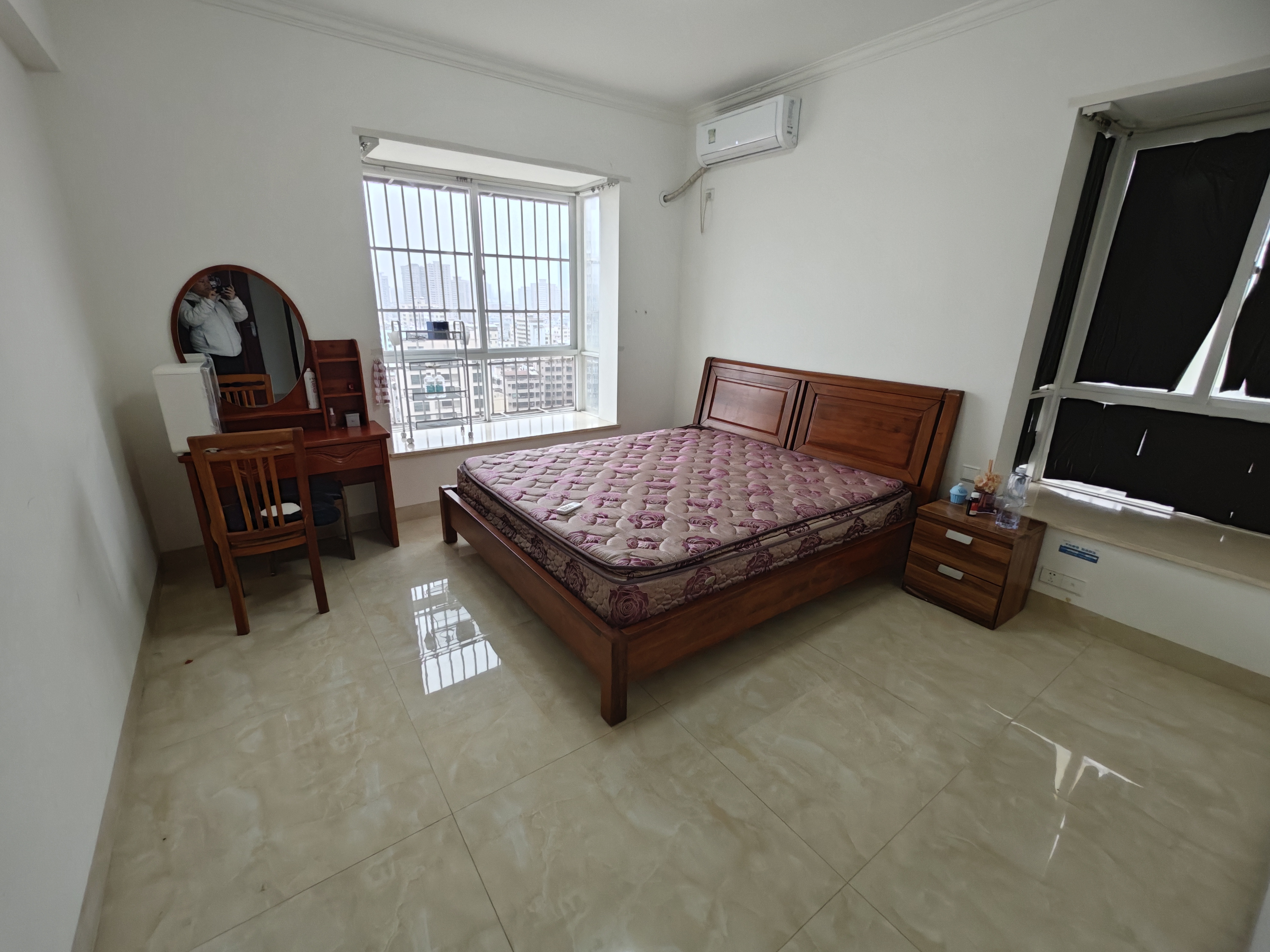 博雅花园 4室2厅2卫 2600.0元/月 博雅花园 4室2厅2卫 2600.0元/月室内图