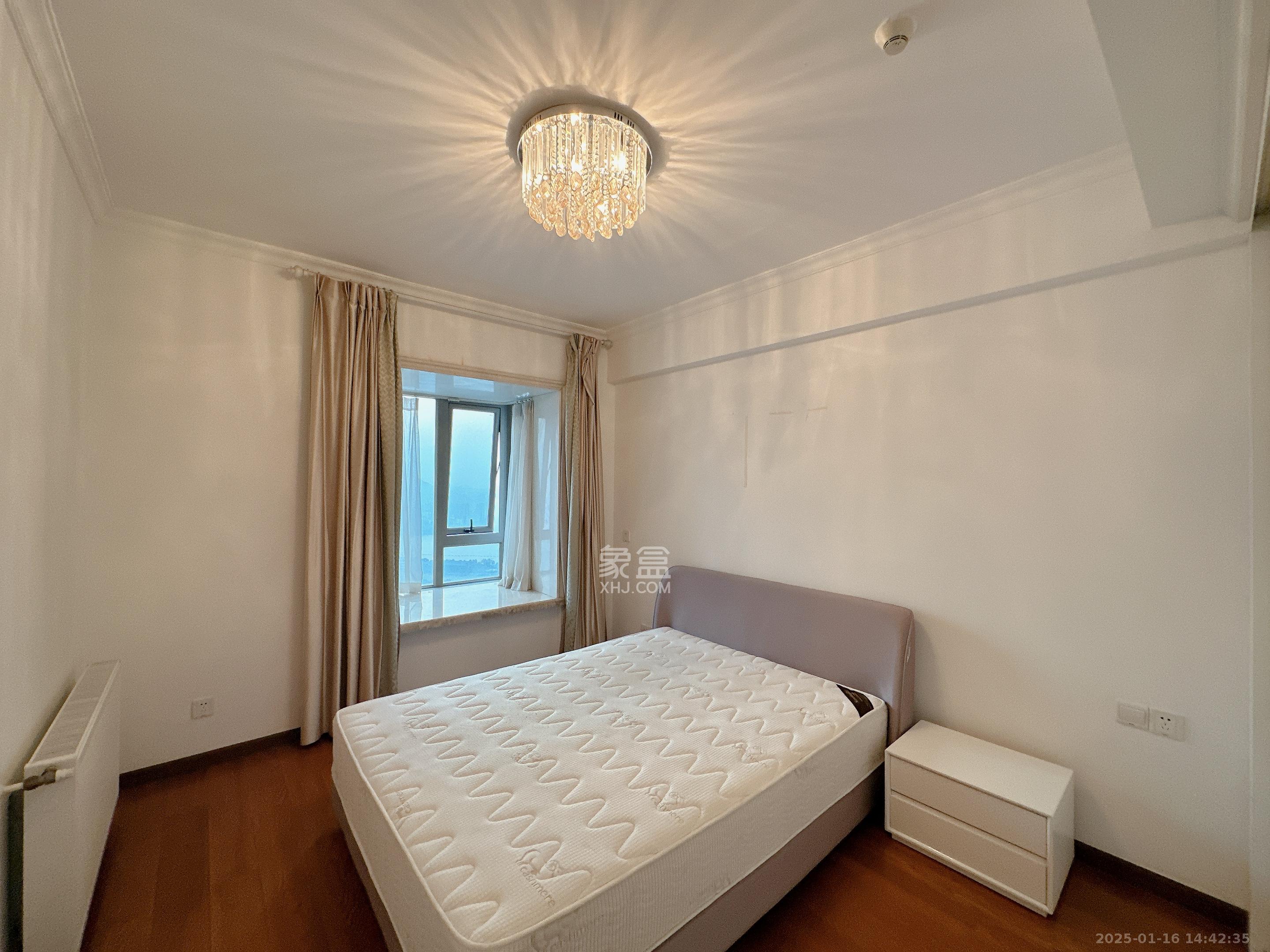 潮宗御苑  4室2厅2卫    8500.0元/月室内图