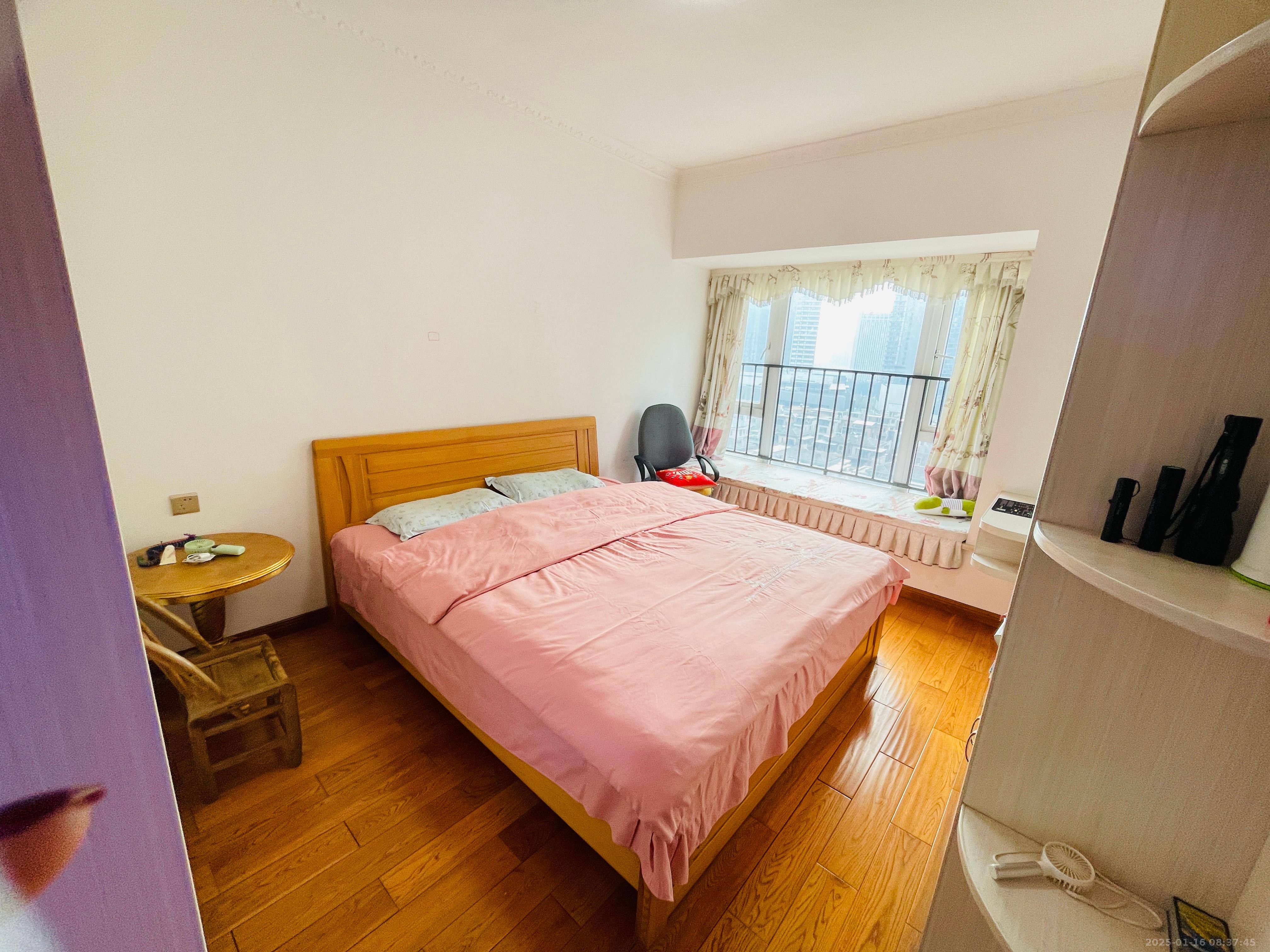 美的城四期 3室2厅2卫 2000.0元/月 美的城四期 3室2厅2卫 2000.0元/月室内图