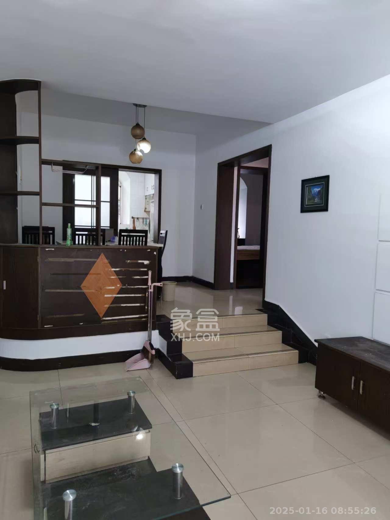 财富时代(高桥中江置业财富) 2室1厅1卫 1600.0元/月 财富时代(高桥中江置业财富) 2室1厅1卫 1600.0元/月室内图