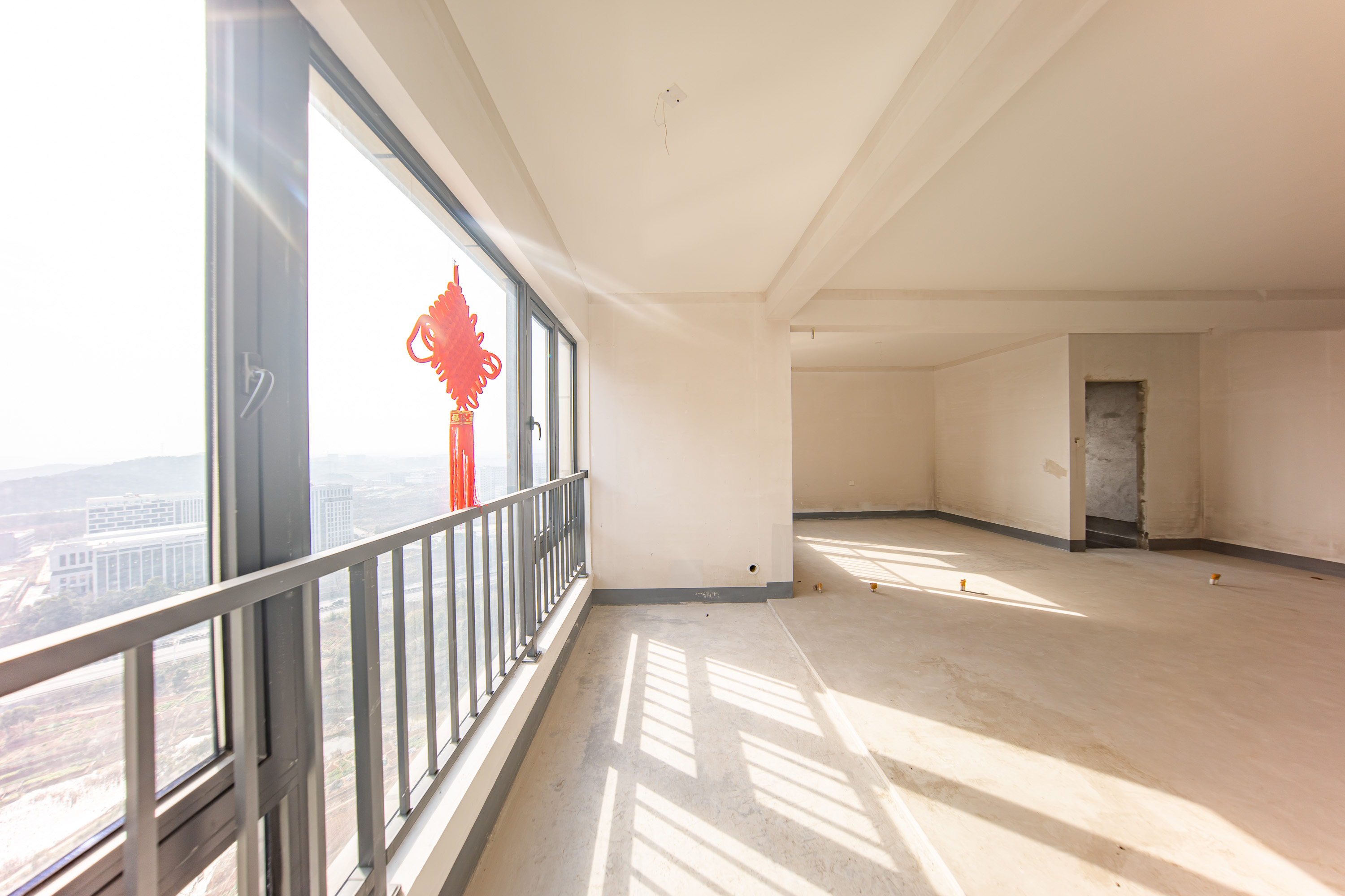 建投象山国际  4室2厅2卫   152.00万阳台