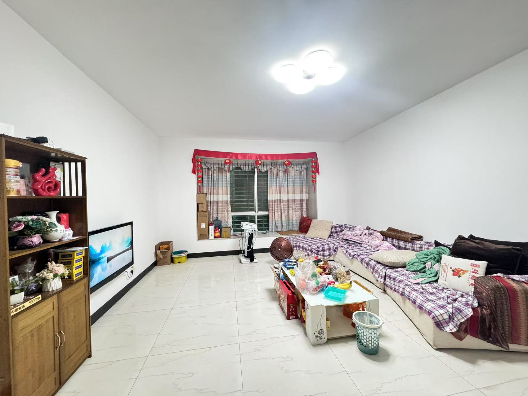 四季花园  4室2厅2卫    49.8万 四季花园  4室2厅2卫    49.8万